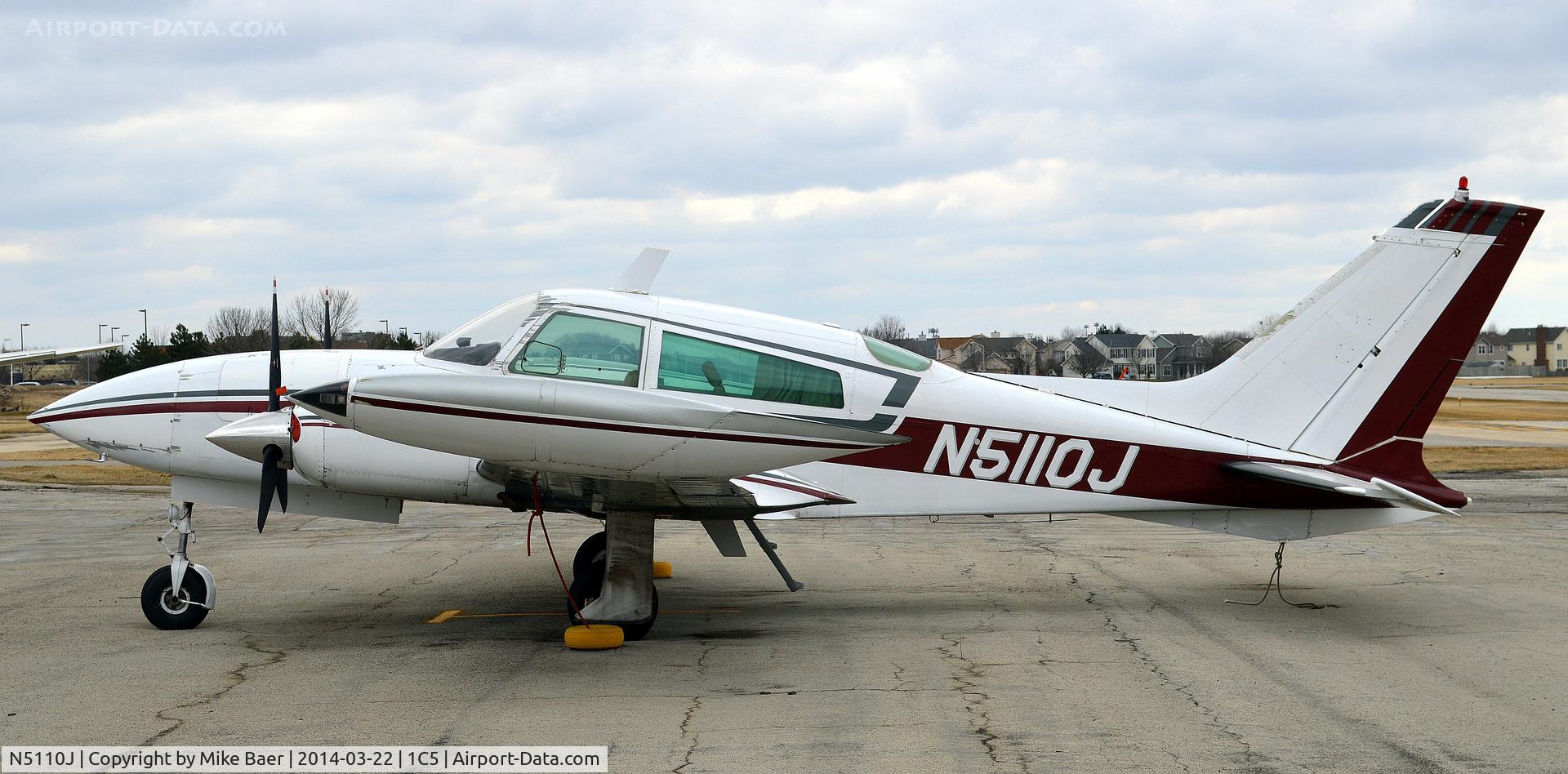 N5110J, 1975 Cessna 310R C/N 310R0230, N5110J @ 1C5