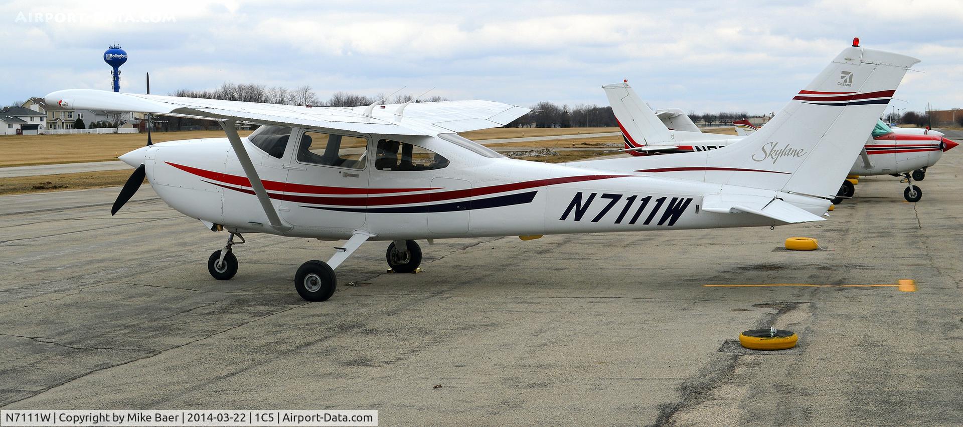 N7111W, 1999 Cessna 182S Skylane C/N 18280550, N7111W @ 1C5