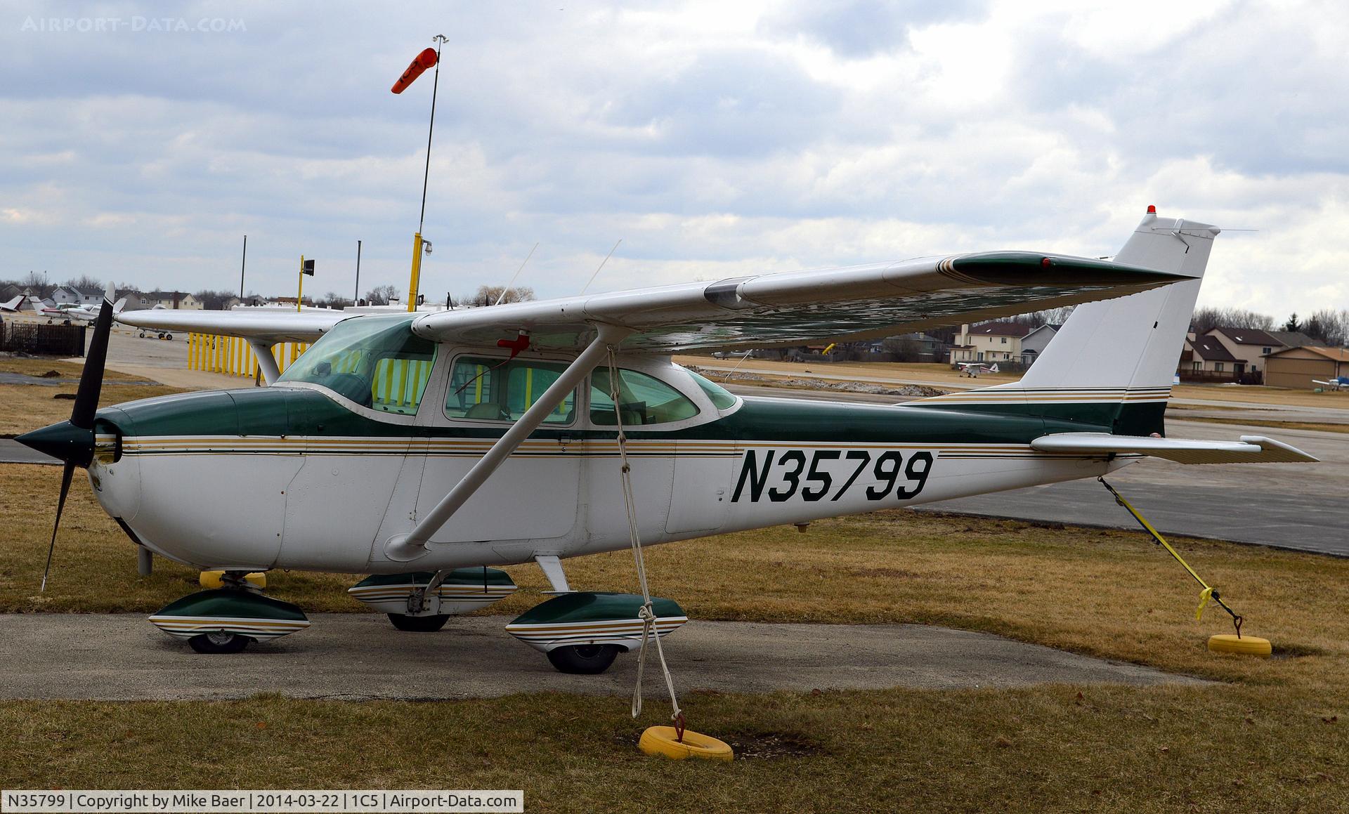 N35799, 1968 Cessna 172I C/N 17256968, N35799 @ 1C5