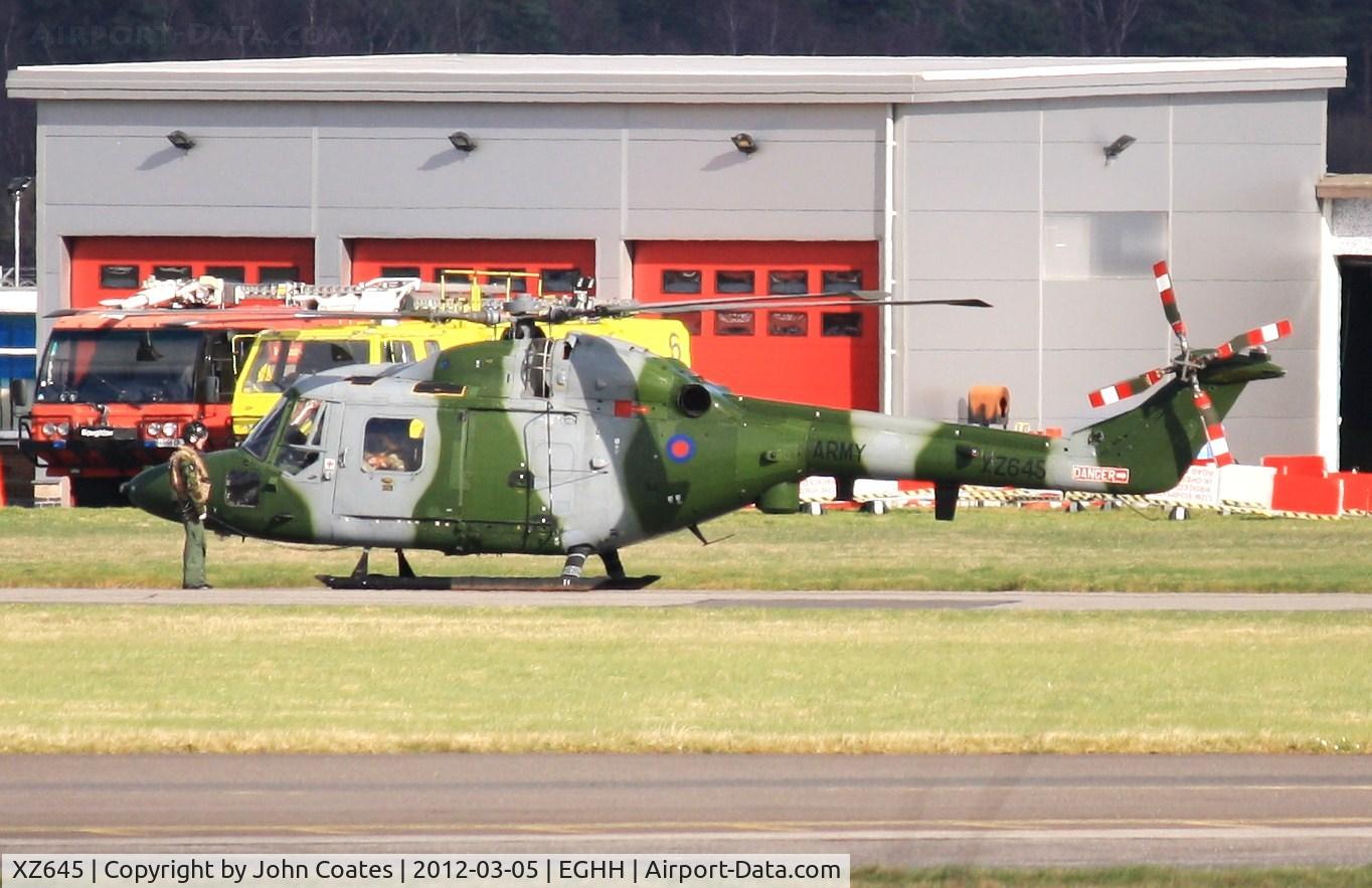 XZ645, 1980 Westland Lynx AH.7 C/N 180, Fuel stop