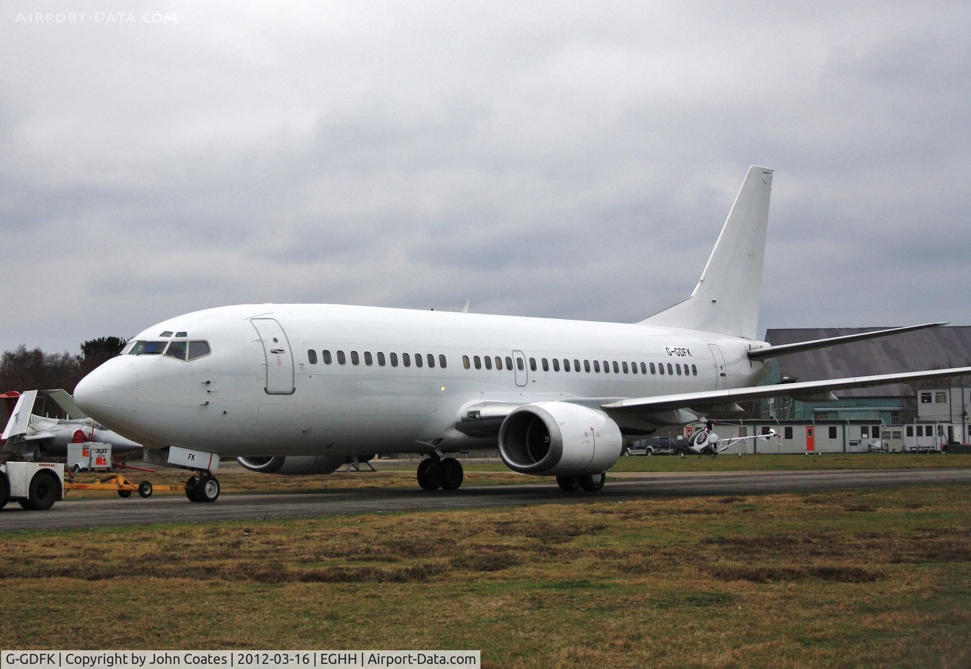 G-GDFK, 1998 Boeing 737-36N C/N 28572, Arriving for repaint