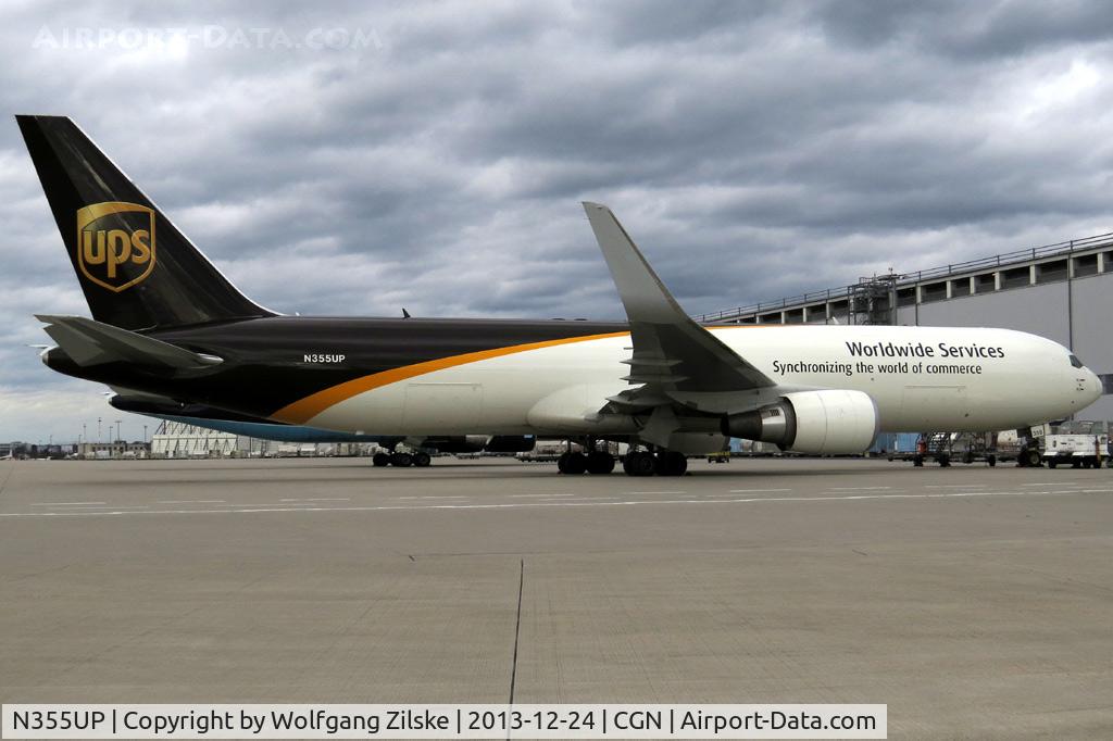N355UP, 2013 Boeing 767-34AF C/N 37863, visitor