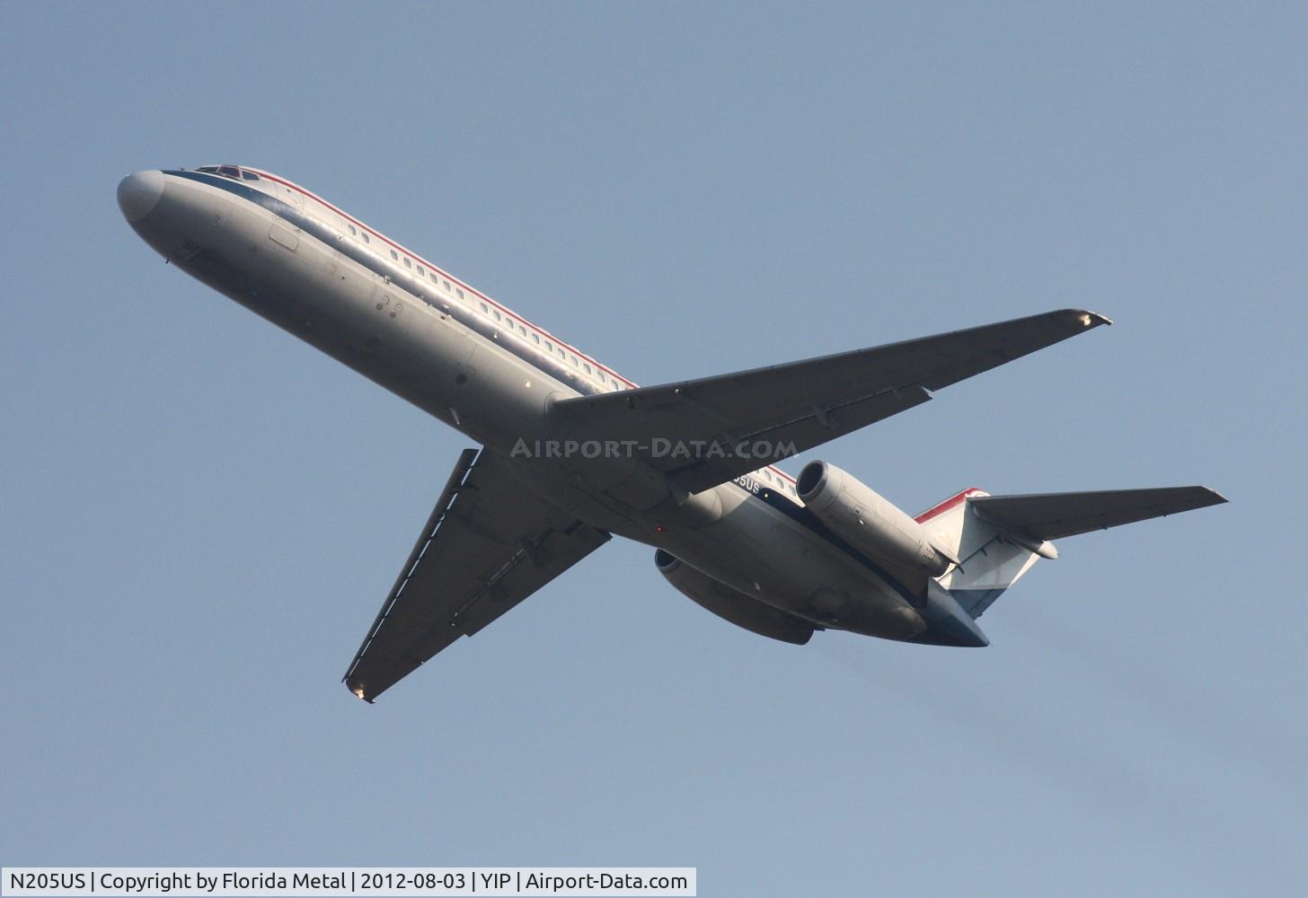 N205US, 1976 McDonnell Douglas DC-9-32F C/N 47690, USAJet DC-9-32F