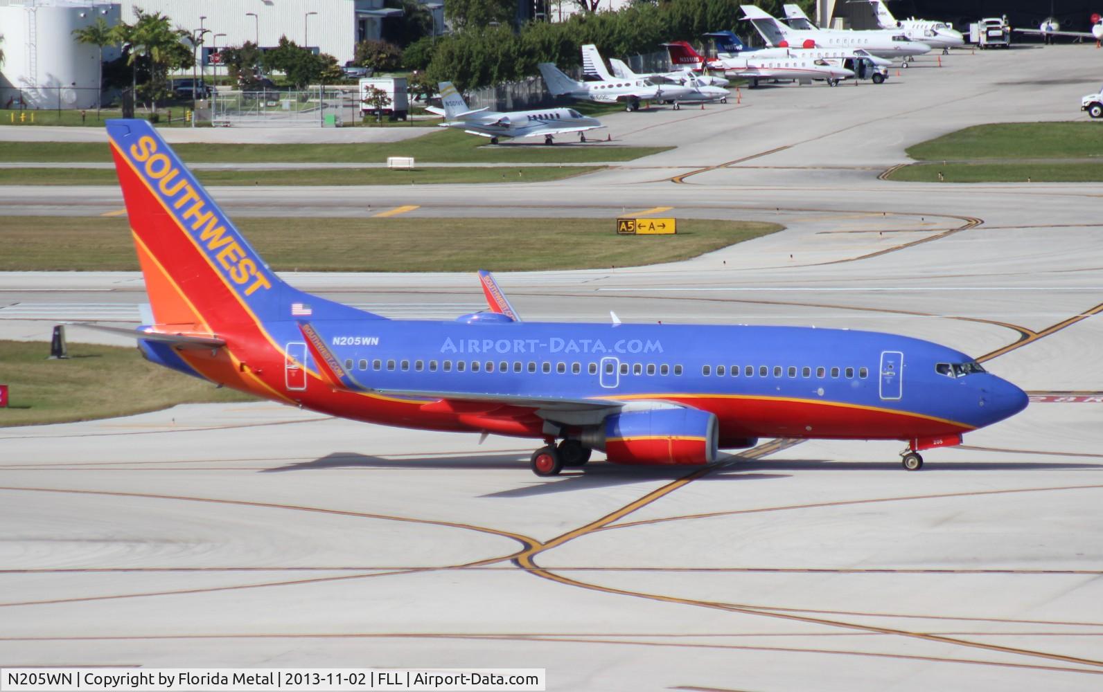 N205WN, 2005 Boeing 737-7H4 C/N 34010, Southwest 737-700