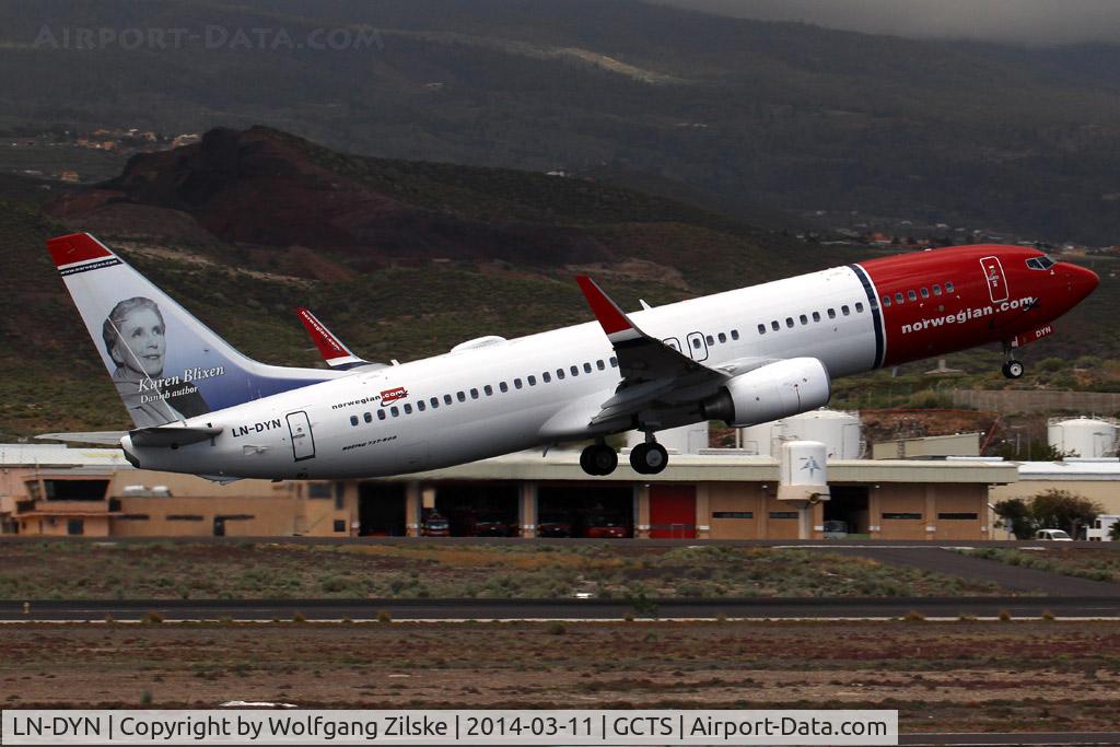 LN-DYN, 2011 Boeing 737-8JP C/N 39006, visitor