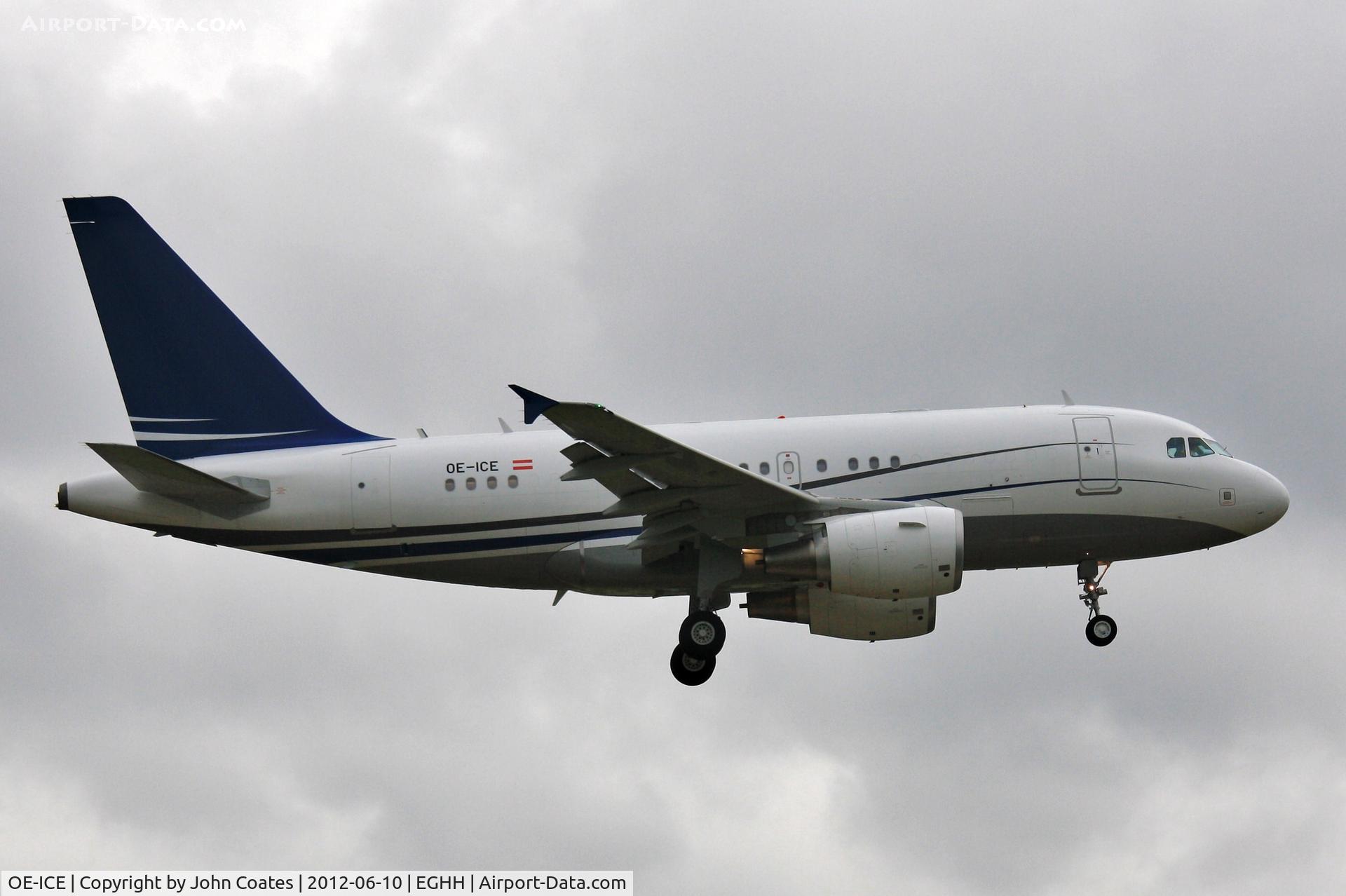 OE-ICE, 2010 Airbus A318-112CJ Elite C/N 4503, On finals