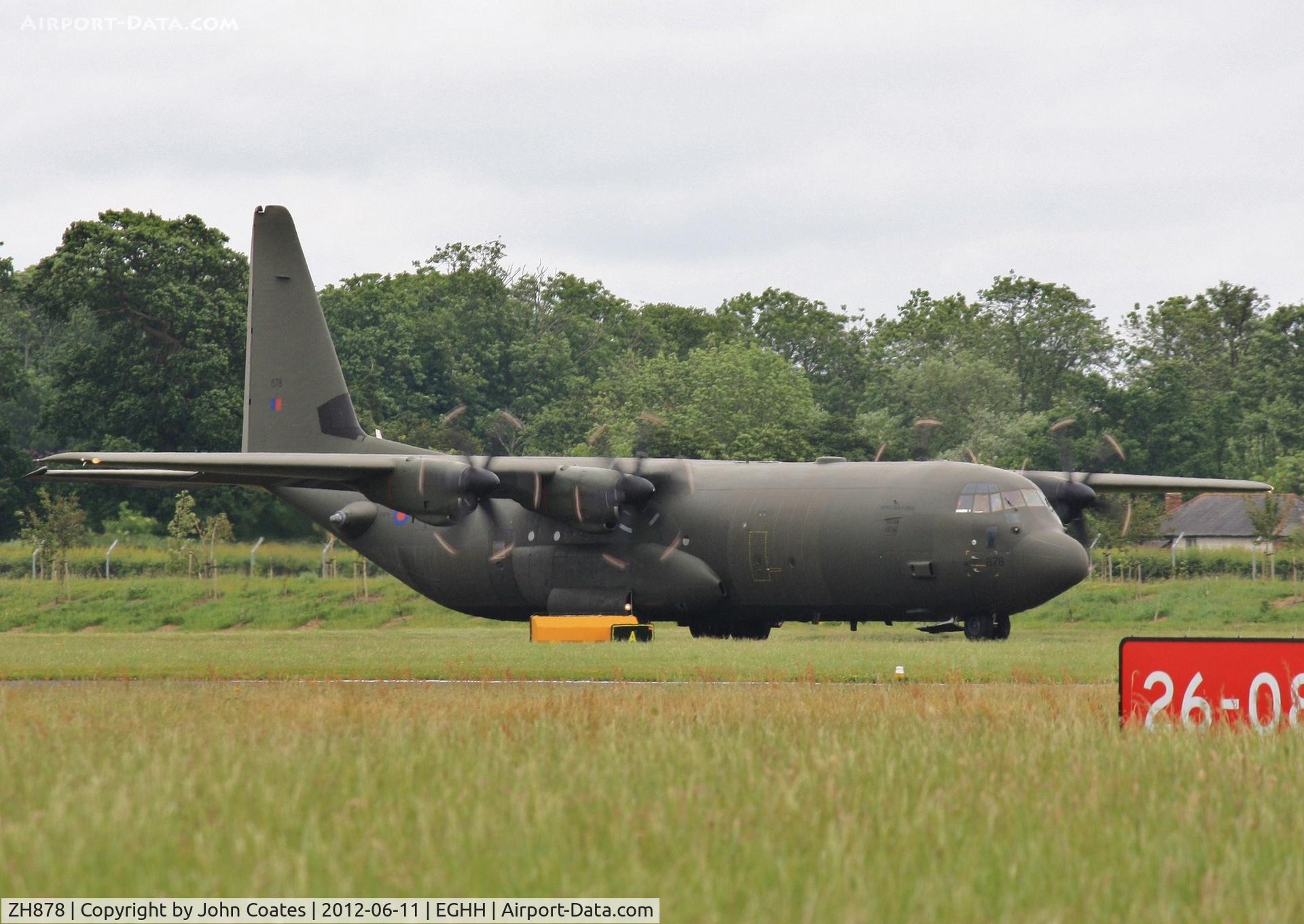 ZH878, 1998 Lockheed Martin C-130J-30 Hercules C.4 C/N 382-5462, Arriving 26