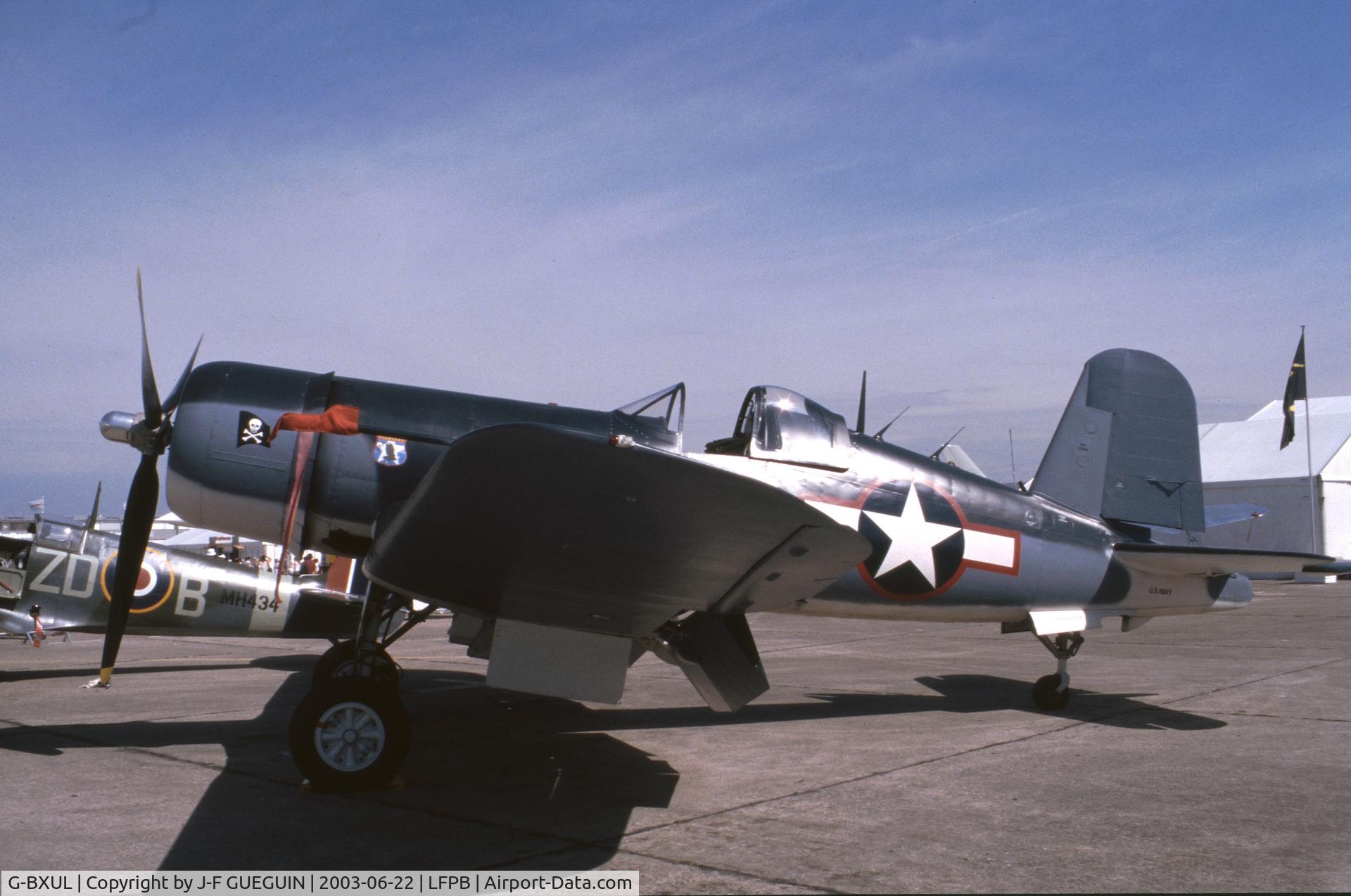 G-BXUL, 1945 Goodyear FG-1D Corsair C/N 3205, On display at 2003 Paris-Le Bourget airshow.