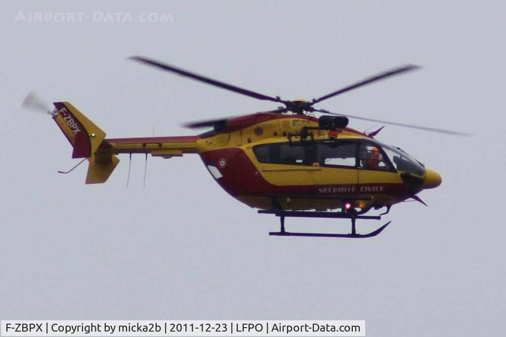 F-ZBPX, 2004 Eurocopter-Kawasaki EC-145 (BK-117C-2) C/N 9049, In flight