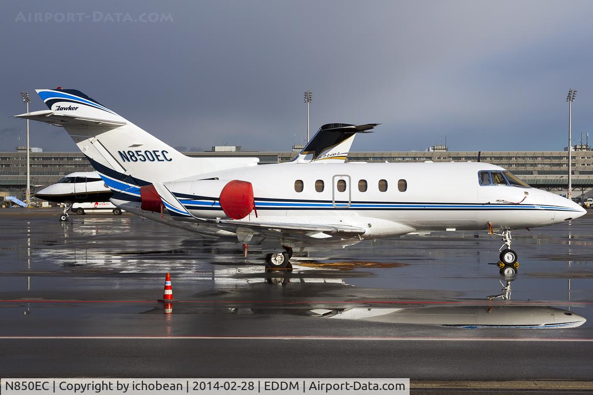 N850EC, 2006 Raytheon Hawker 850XP C/N 258789, N850EC - just after rainshower at EDDM (MUC)