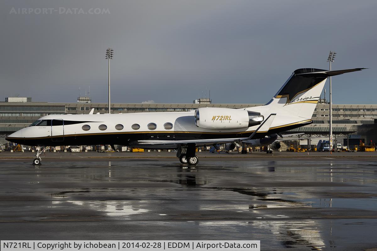 N721RL, 1999 Gulfstream Aerospace G-IV C/N 1394, N721RL early morning MUC