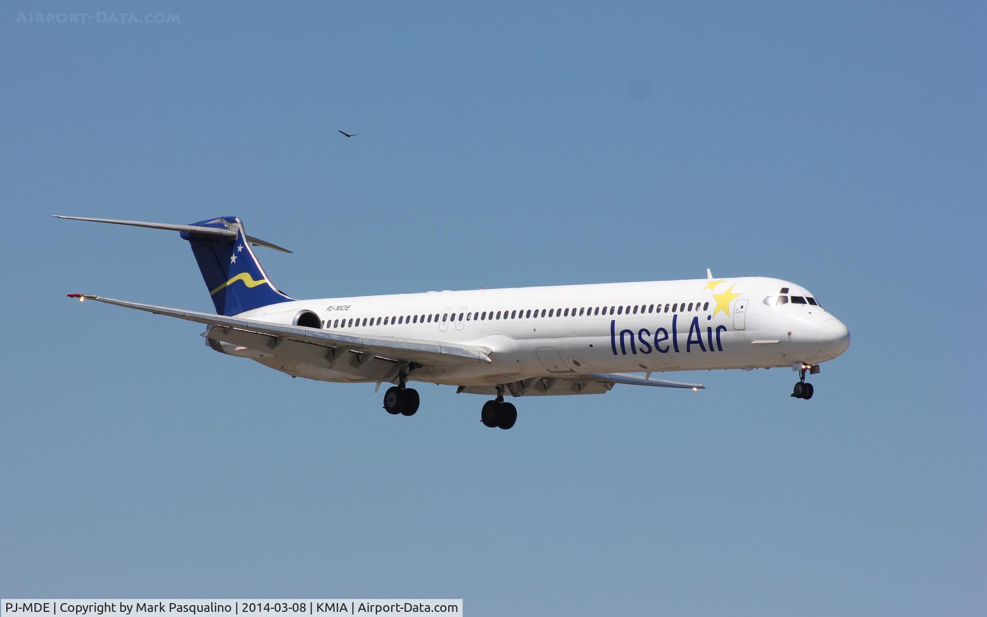 PJ-MDE, 1990 McDonnell Douglas MD-82 (DC-9-82) C/N 49971, MD-82