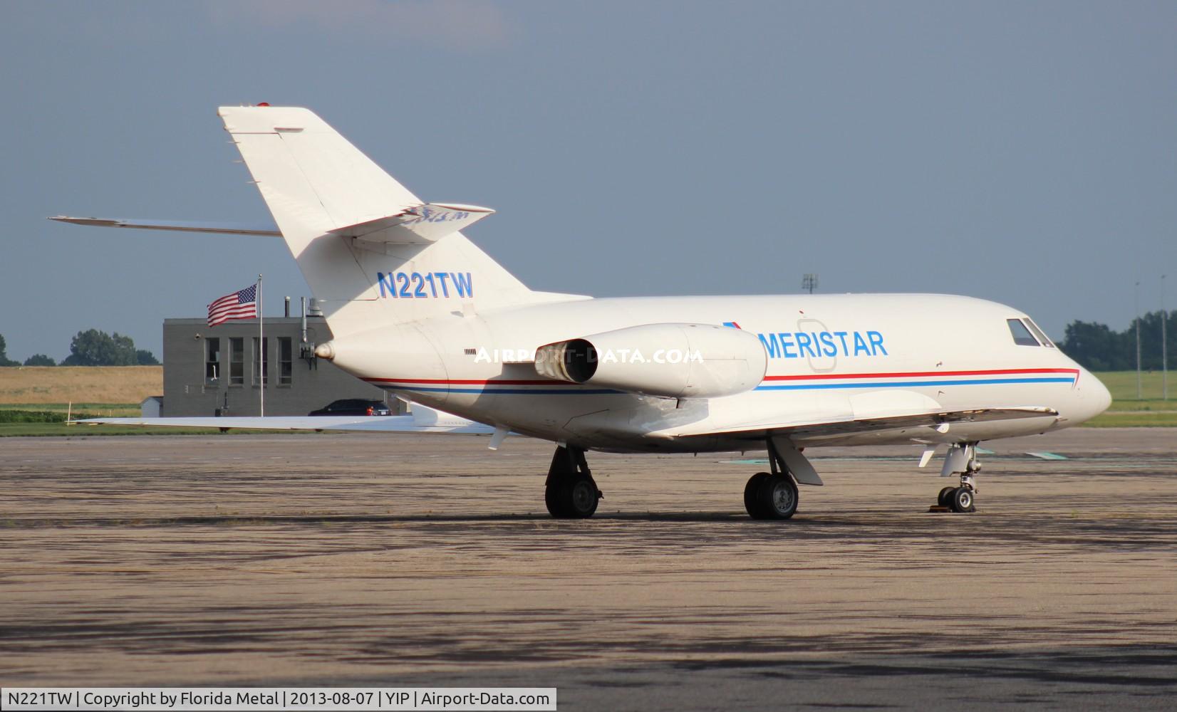 N221TW, 1969 Dassault Falcon 20D C/N 221, Ameristar Falcon 20
