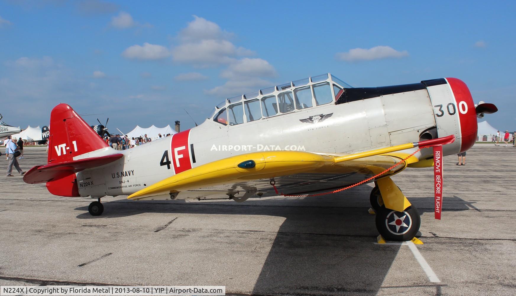 N224X, 1941 North American SNJ-4 Texan C/N 88-13041, SNJ-4