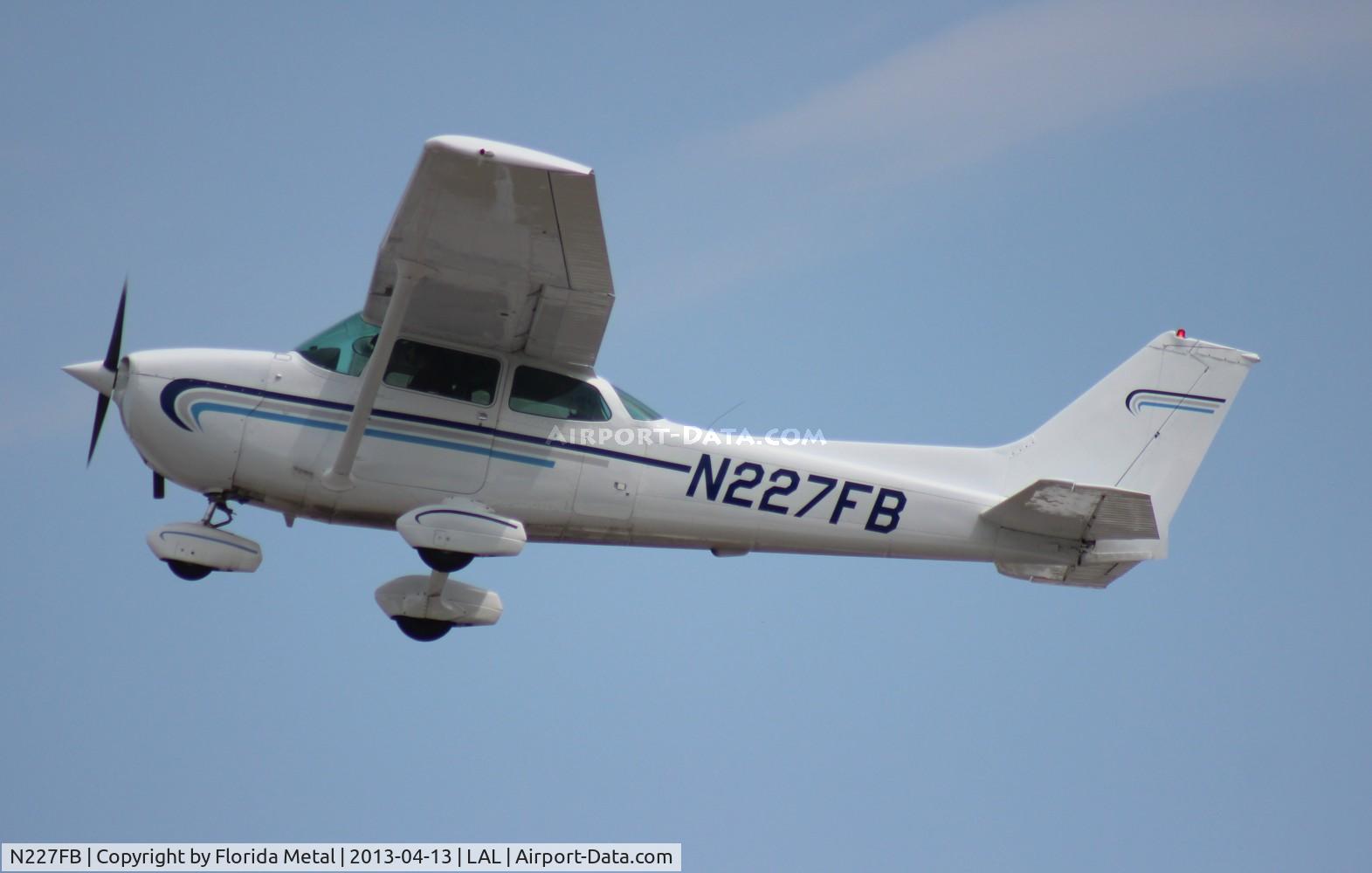 N227FB, 1979 Cessna 172N C/N 17272654, Cessna 172N