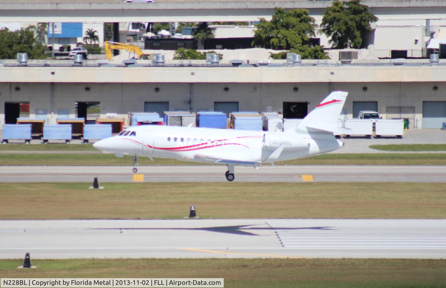 N228BL, 2010 Dassault Falcon 2000EX C/N 228, Falcon 2000EX