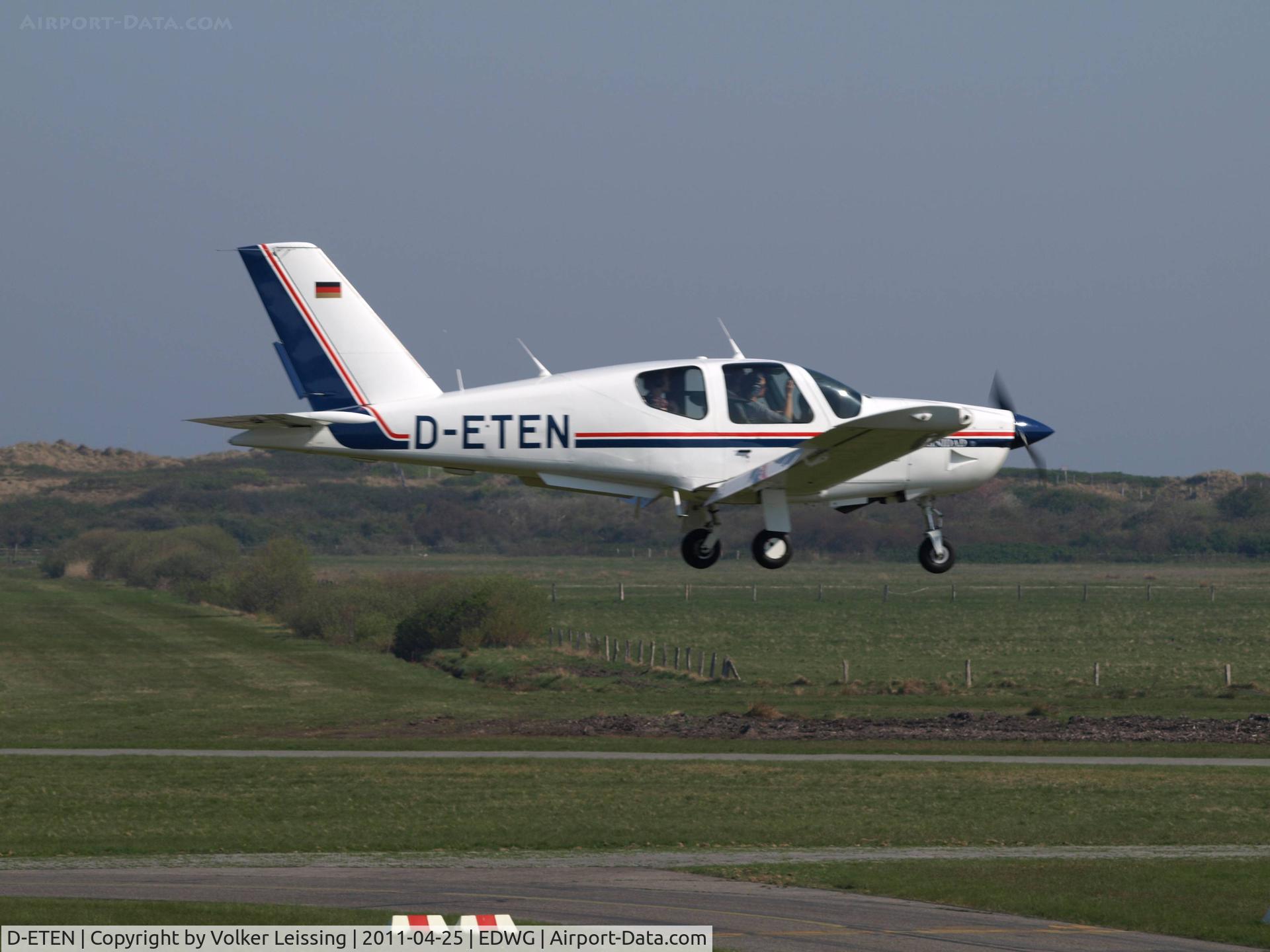 D-ETEN, 1991 Socata TB-21 TC Trinidad C/N 1377, landing