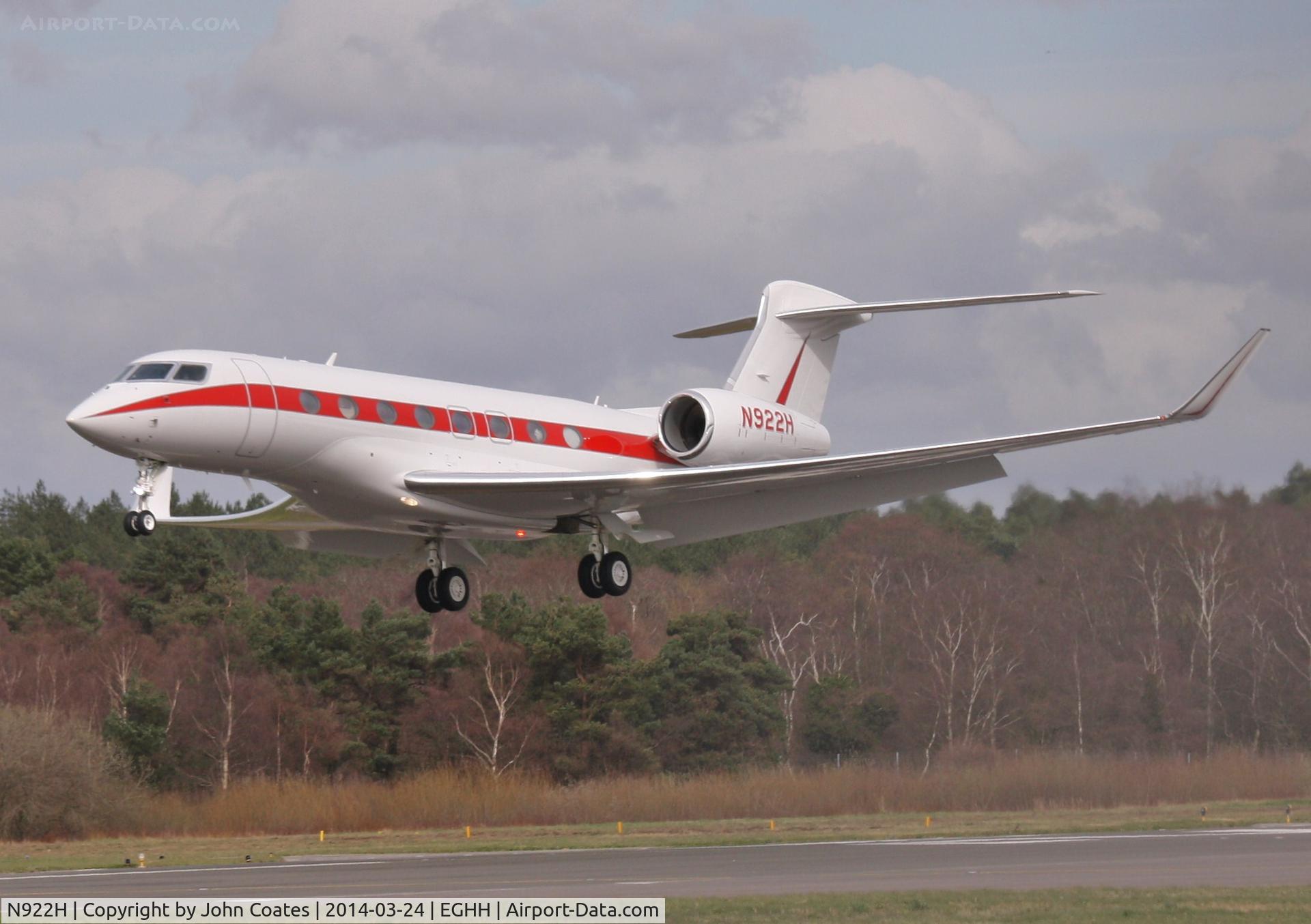 N922H, 2013 Gulfstream Aerospace G650 (G-VI) C/N 6020, Finals to 26