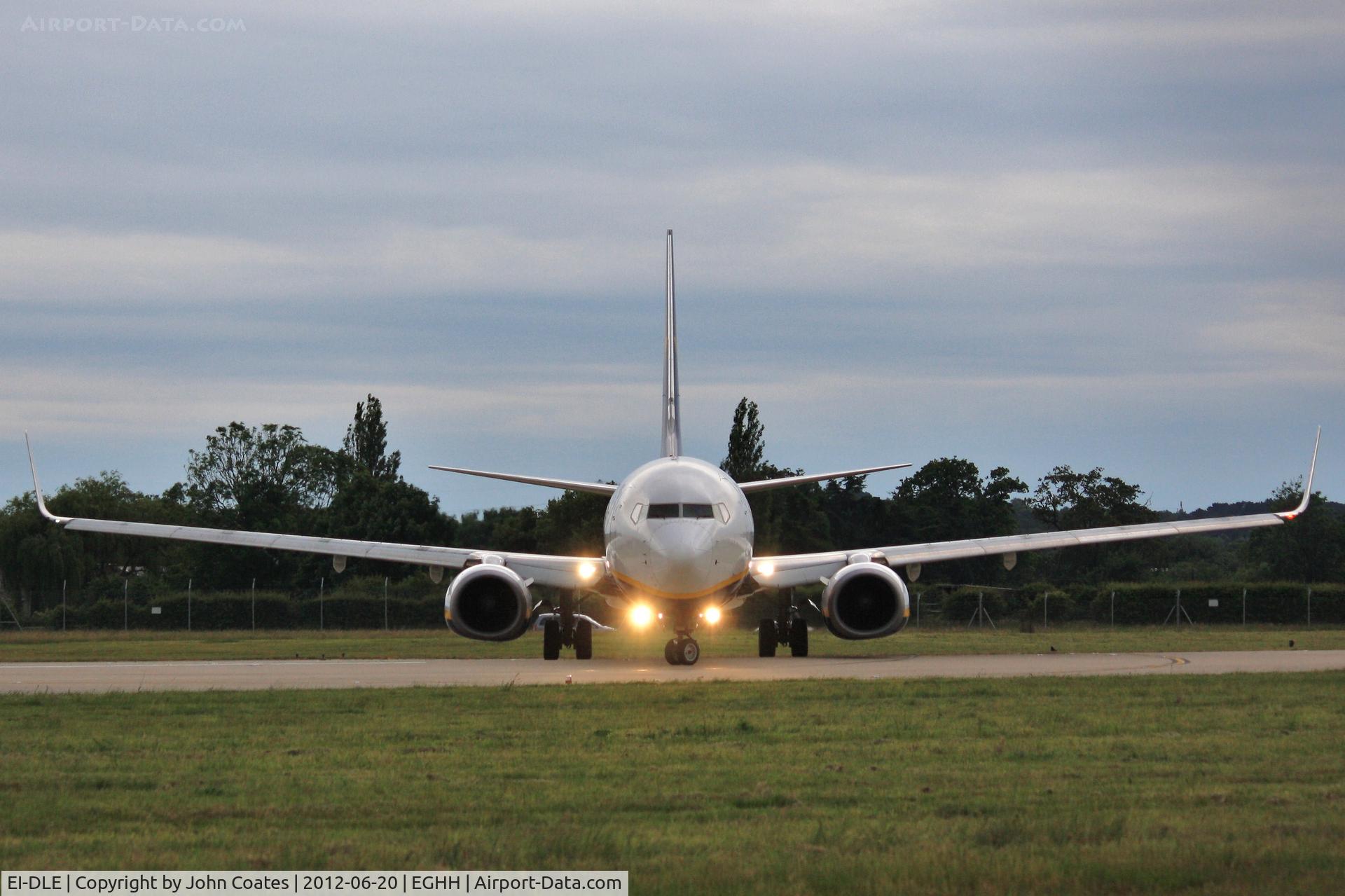 EI-DLE, 2006 Boeing 737-8AS C/N 33587, Turning to line up