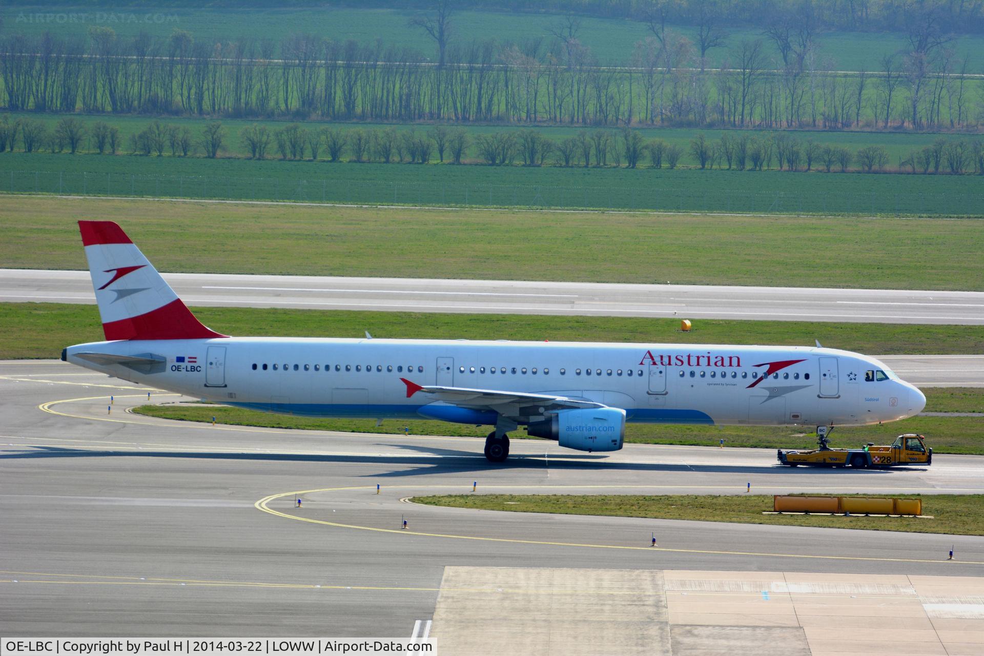 OE-LBC, 1996 Airbus A321-111 C/N 581, At VIE