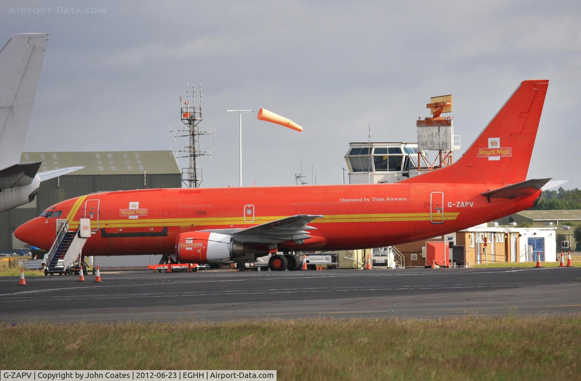 G-ZAPV, 1989 Boeing 737-3Y0 C/N 24546, Cargo apron