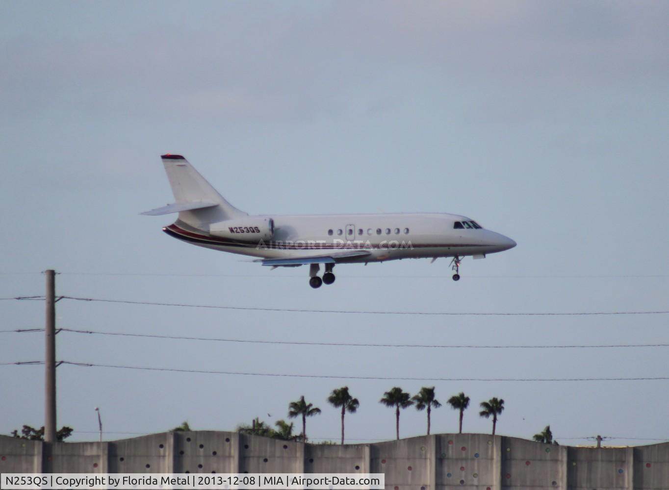 N253QS, 2001 Dassault Falcon 2000 C/N 153, Net Jets Falcon 2000