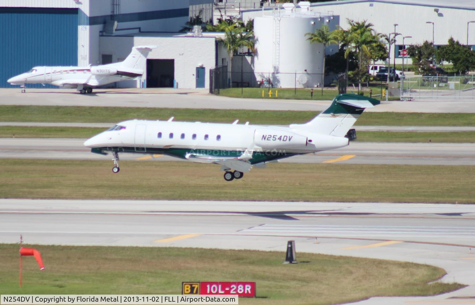 N254DV, 2009 Bombardier Challenger 300 (BD-100-1A10) C/N 20262, Amway Challenger 300