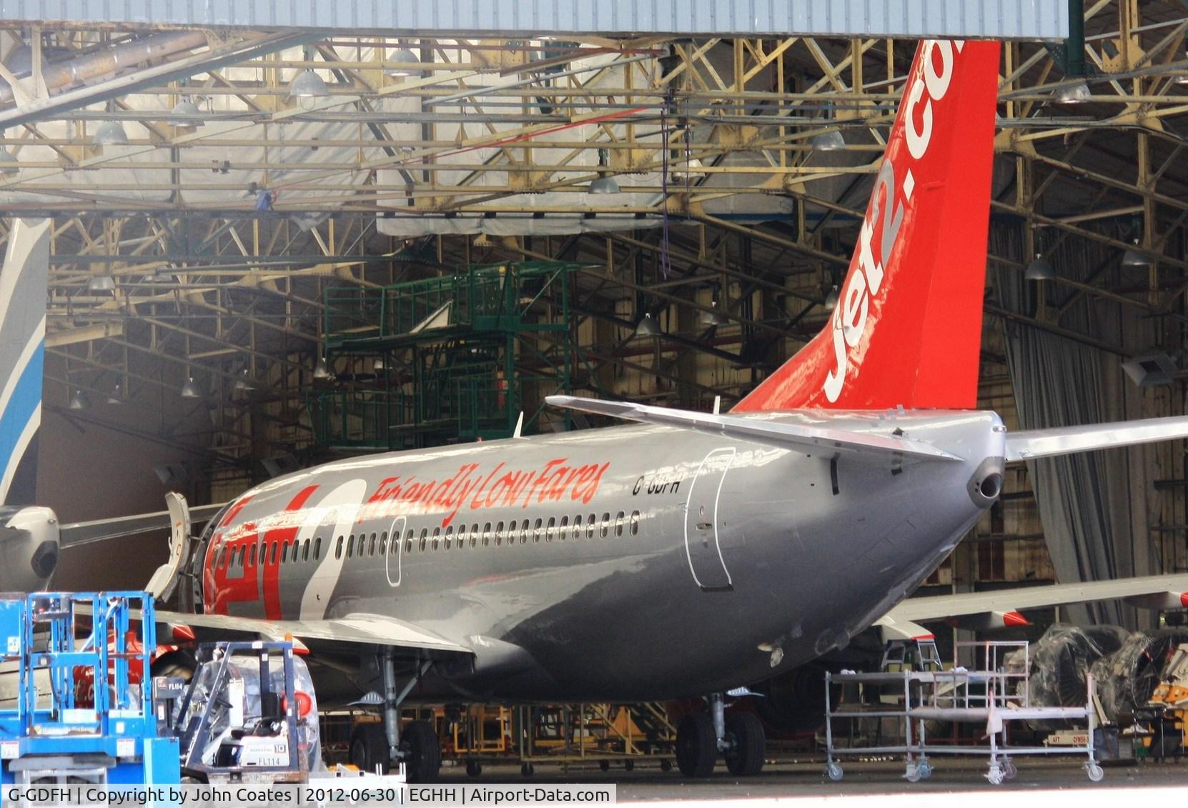 G-GDFH, 1993 Boeing 737-3Y5 C/N 25615, Just repainted