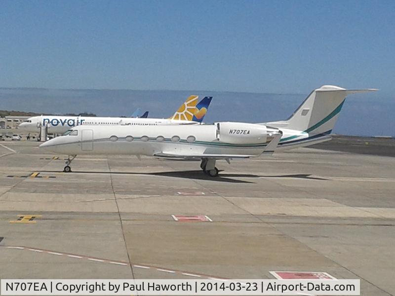N707EA, 1992 Cessna 550 Citation II C/N 550-0707, This aircraft was parked at Tenerife South Airport