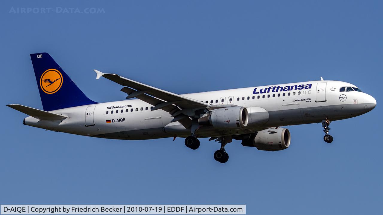 D-AIQE, 1991 Airbus A320-211 C/N 0209, on final RW07R