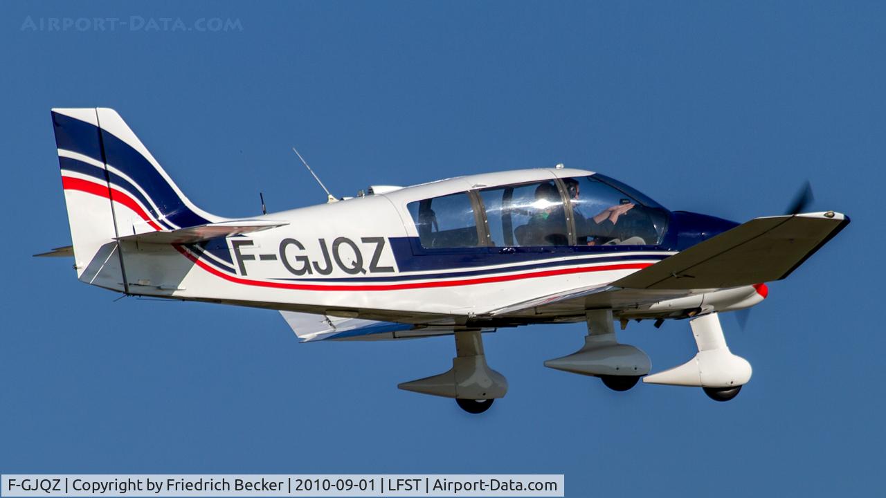 F-GJQZ, Robin DR-400-120 C/N 1989, departure from Strasbourg