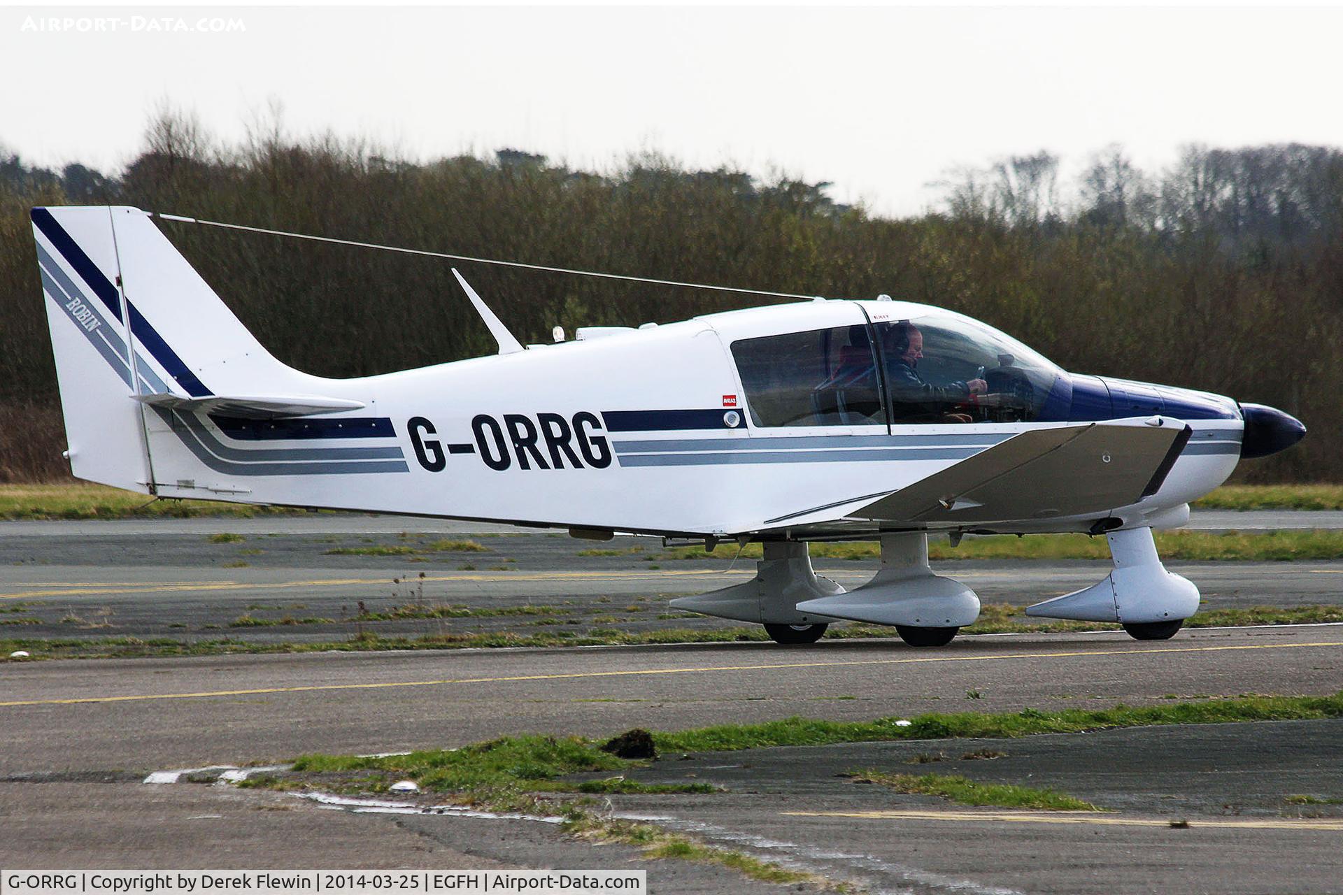 G-ORRG, 1977 Robin DR-400-180 Regent Regent C/N 1216, Visiting Regent seen taxing at EGFH.