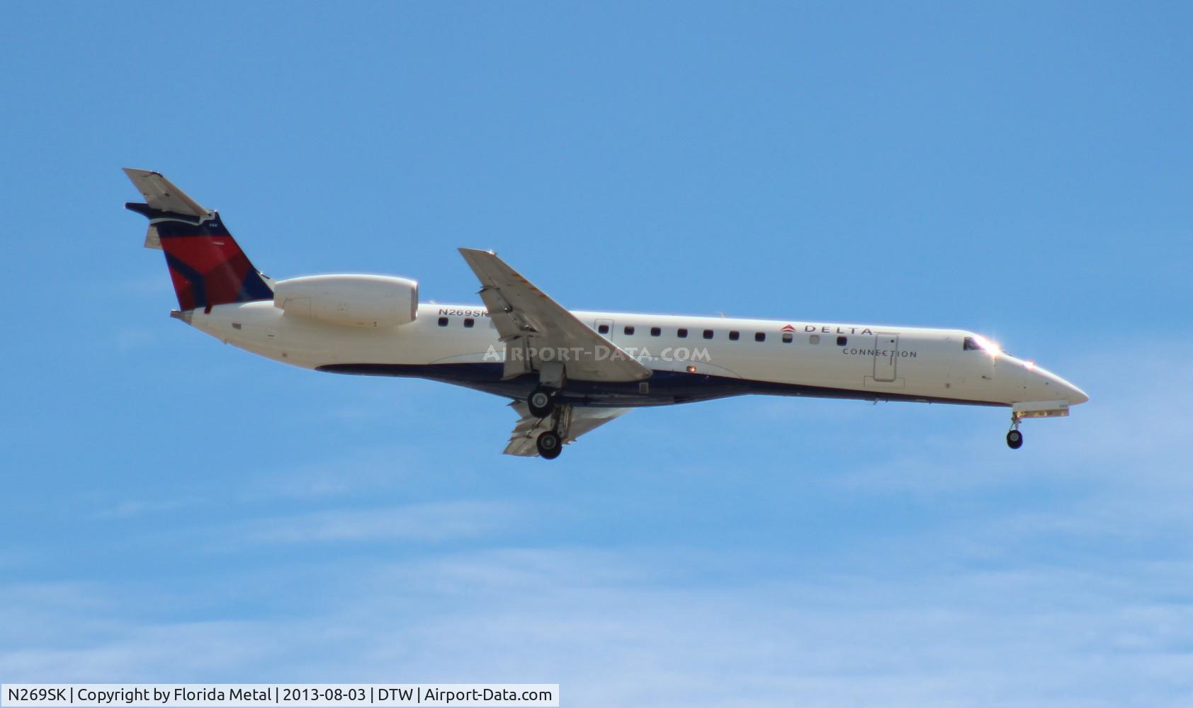 N269SK, 2000 Embraer EMB-145LR C/N 145293, Delta Connection E145LR
