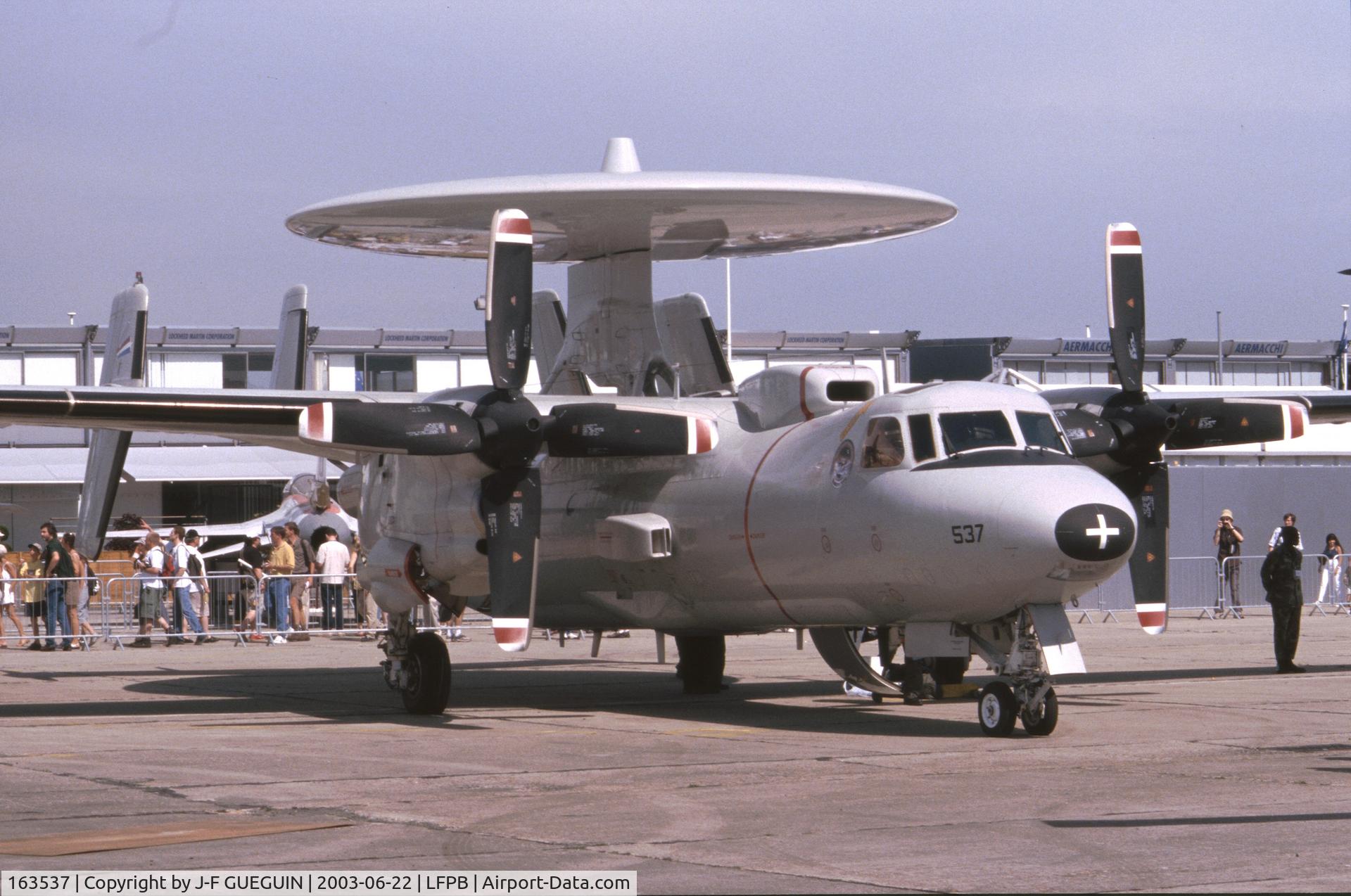 163537, Grumman E-2C Hawkeye Group 1 C/N A52-125, On display at 2003 Paris-Le Bourget airshow.