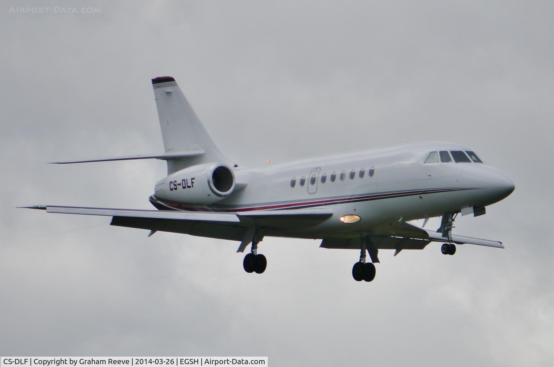 CS-DLF, 2007 Dassault Falcon 2000EX C/N 134, Landing on a wet afternoon.