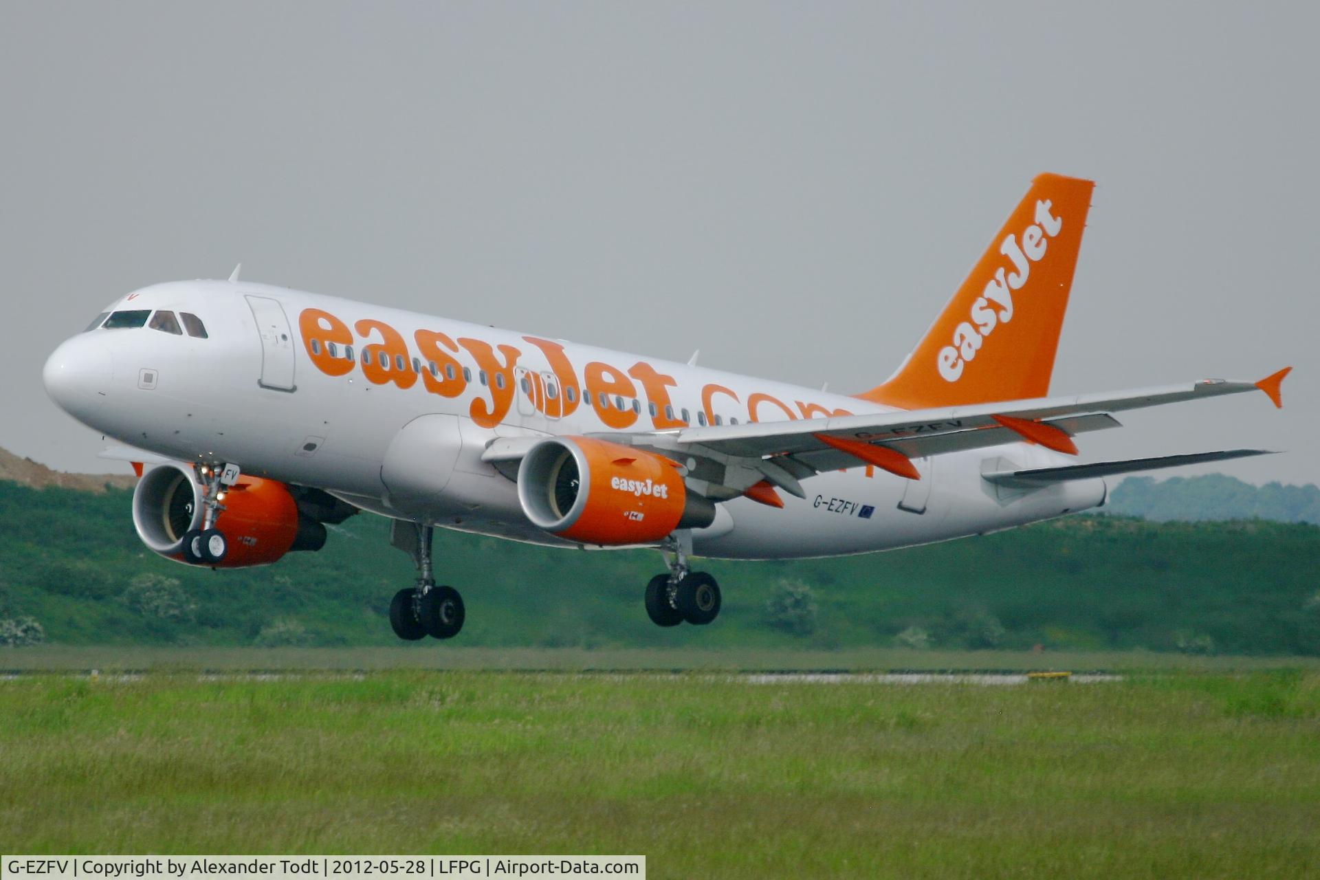 G-EZFV, 2010 Airbus A319-111 C/N 4327, Airbus A319-111, Landing Rwy 26L, Roissy Charles De Gaulle Airport (LFPG-CDG)