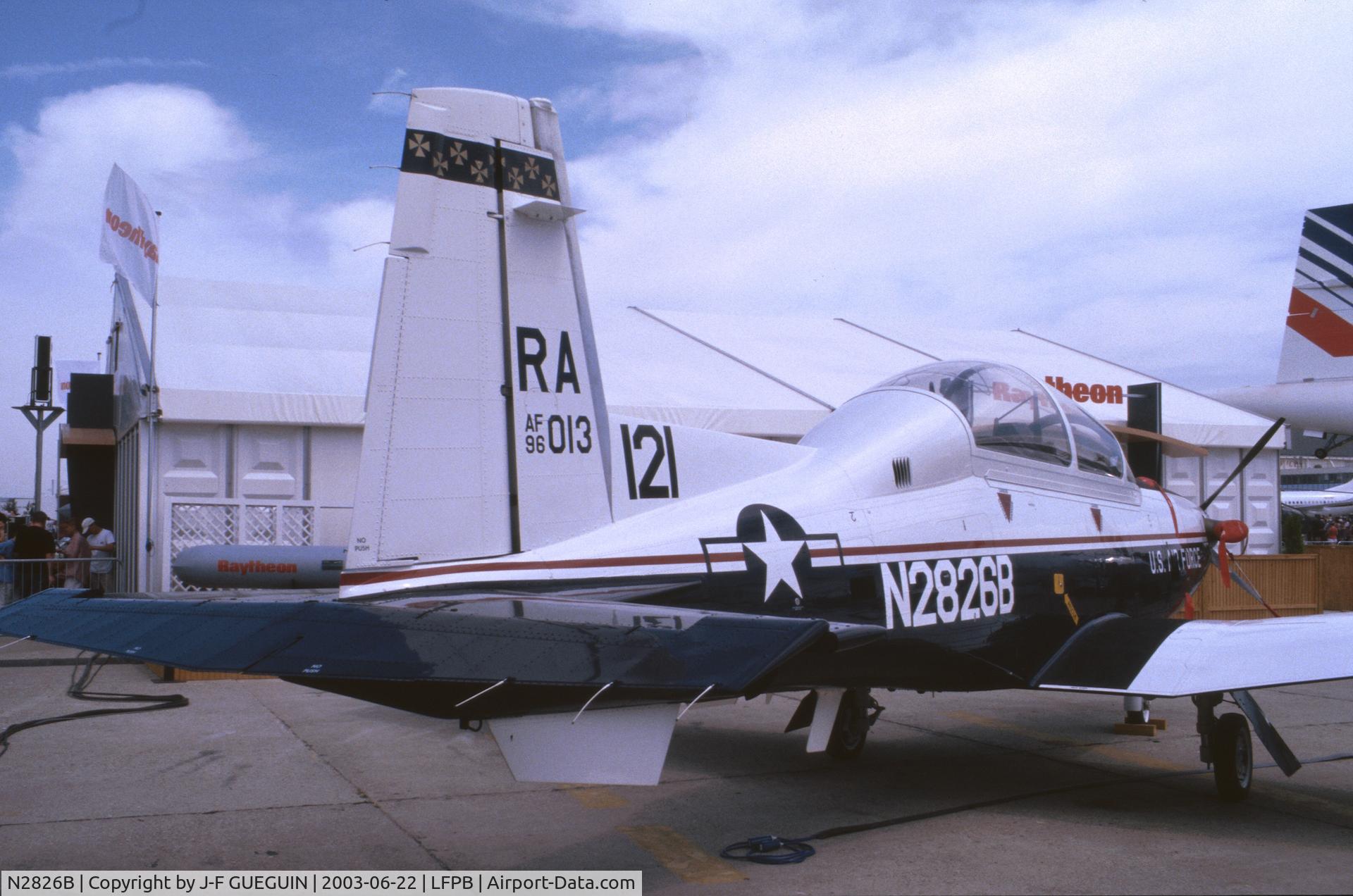 N2826B, Raytheon T-6A Texan II C/N PT-17, On display at 2003 Paris-Le Bourget airshow with double registration number.