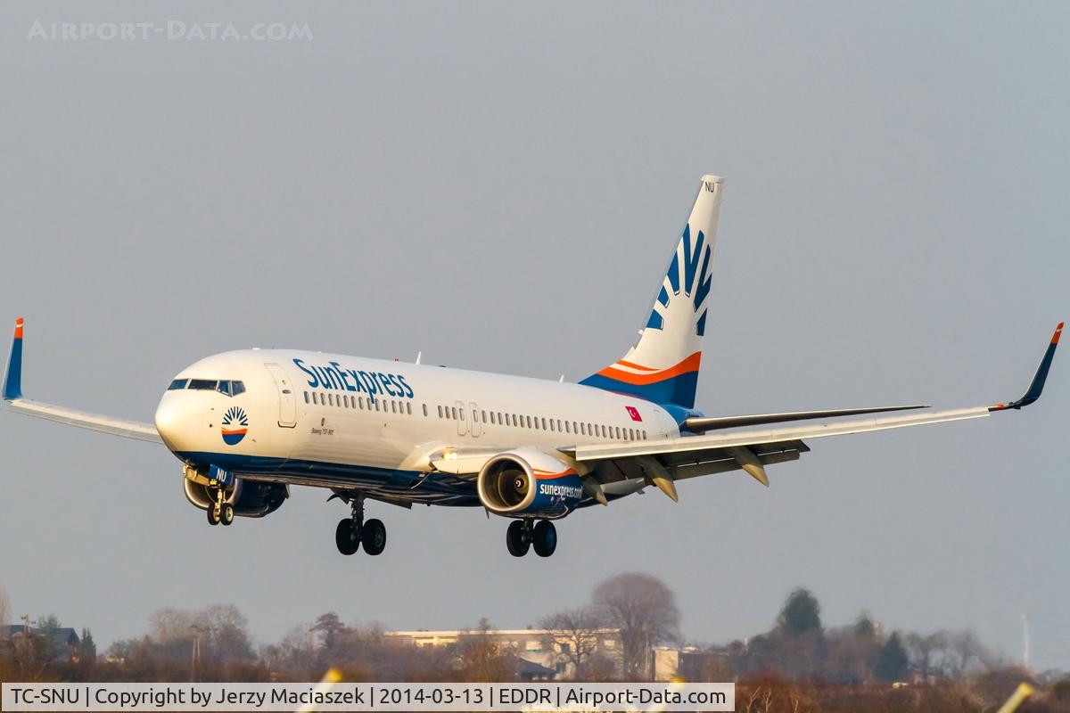 TC-SNU, 2010 Boeing 737-8HC C/N 40756, Boeing 737-8HC