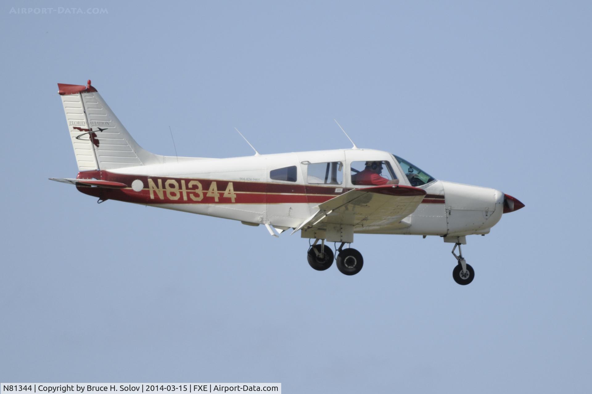 N81344, 1980 Piper PA-28-161 C/N 28-8016169, on approach
