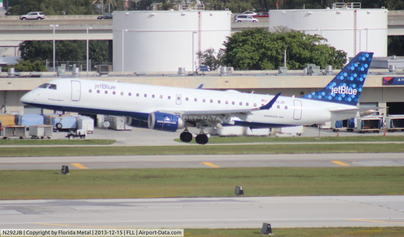 N292JB, 2008 Embraer ERJ-190-100 IGW 190AR C/N 19000179, Jet Blue E190