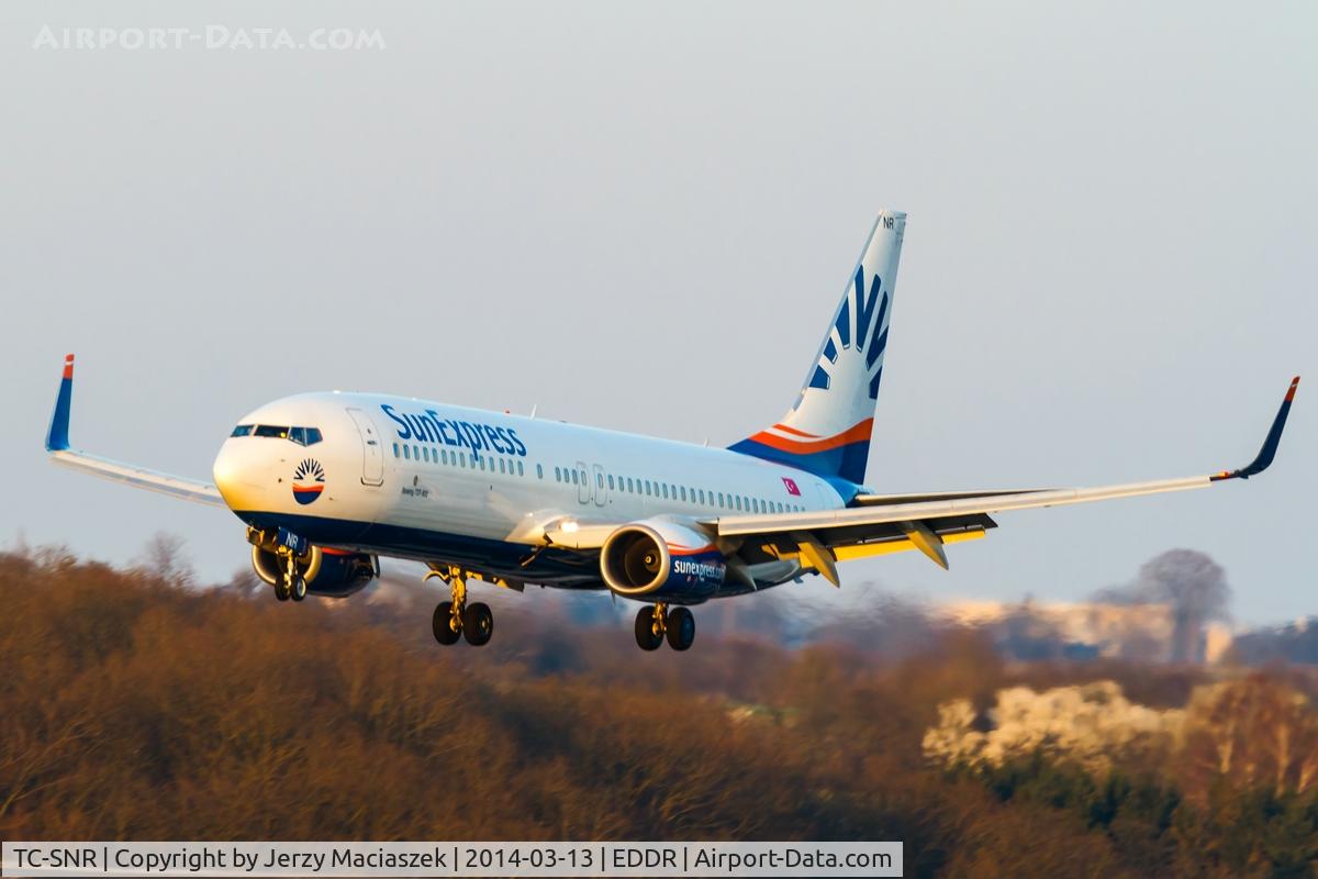 TC-SNR, 2010 Boeing 737-8HC C/N 40754, Boeing 737-8HC,