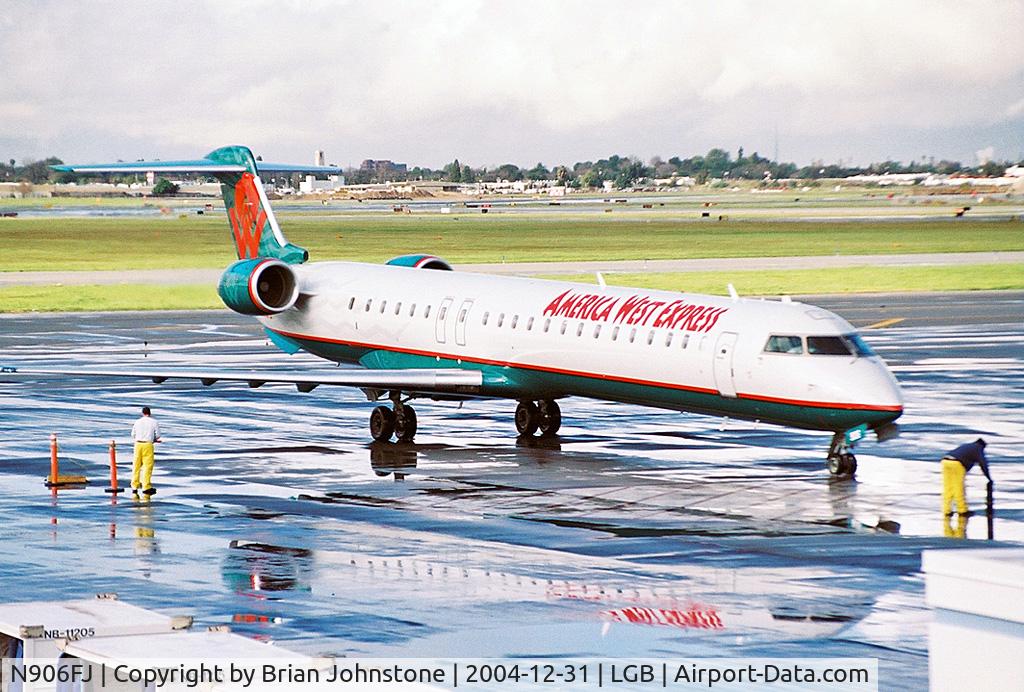 N906FJ, 2003 Bombardier CRJ-900ER (CL-600-2D24) C/N 15006, N906FJ 3 CL600-2D24 LGB 31.12.04 American West Express