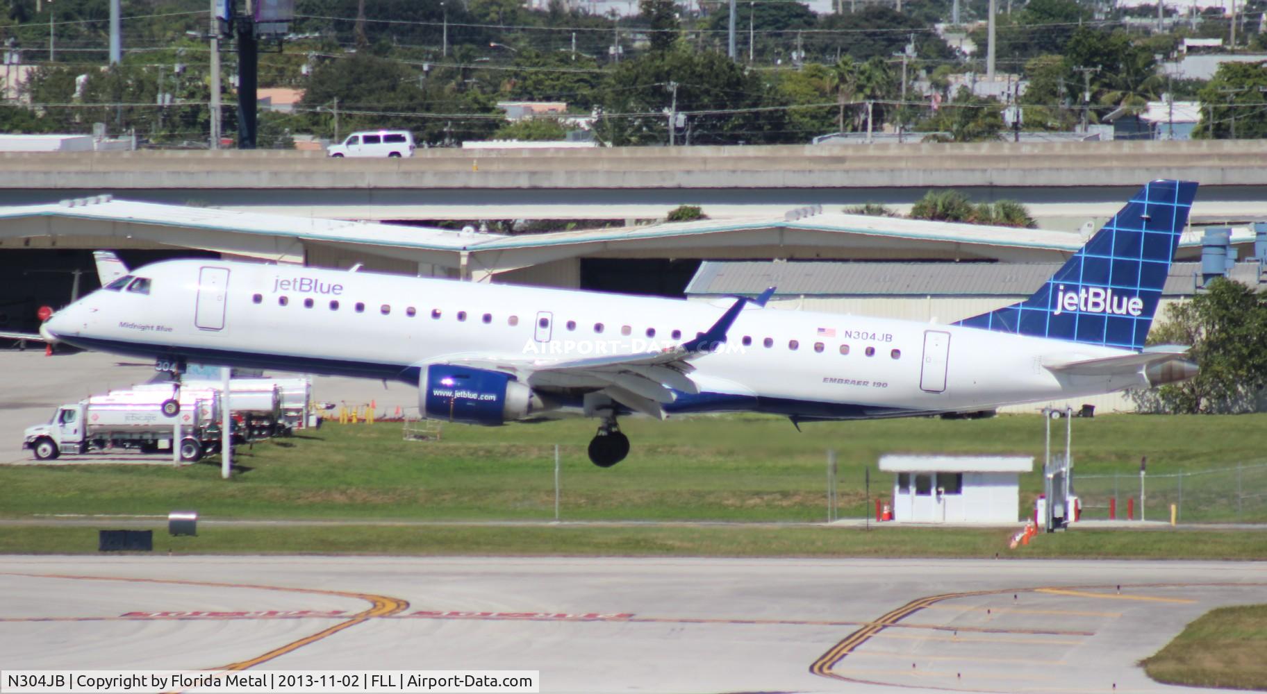 N304JB, 2009 Embraer ERJ-190-100 IGW 190AR C/N 19000257, Jet Blue E190