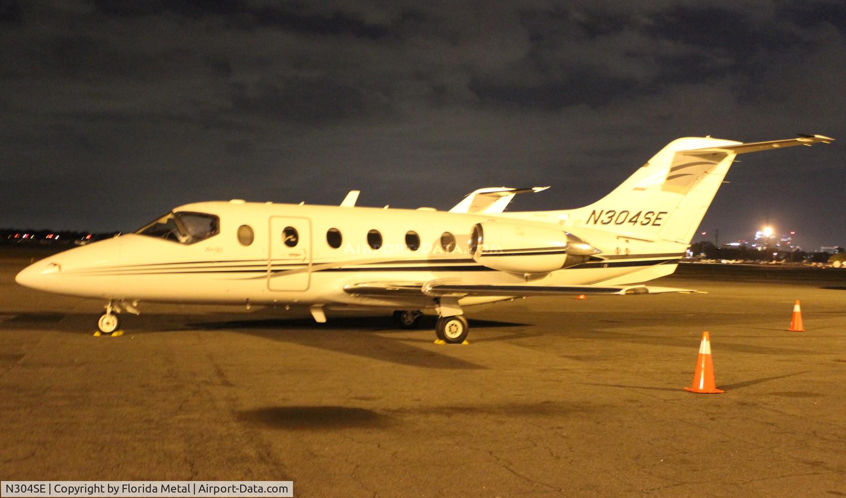 N304SE, 2000 Raytheon Aircraft Company 400A C/N RK-304, Beech 400A