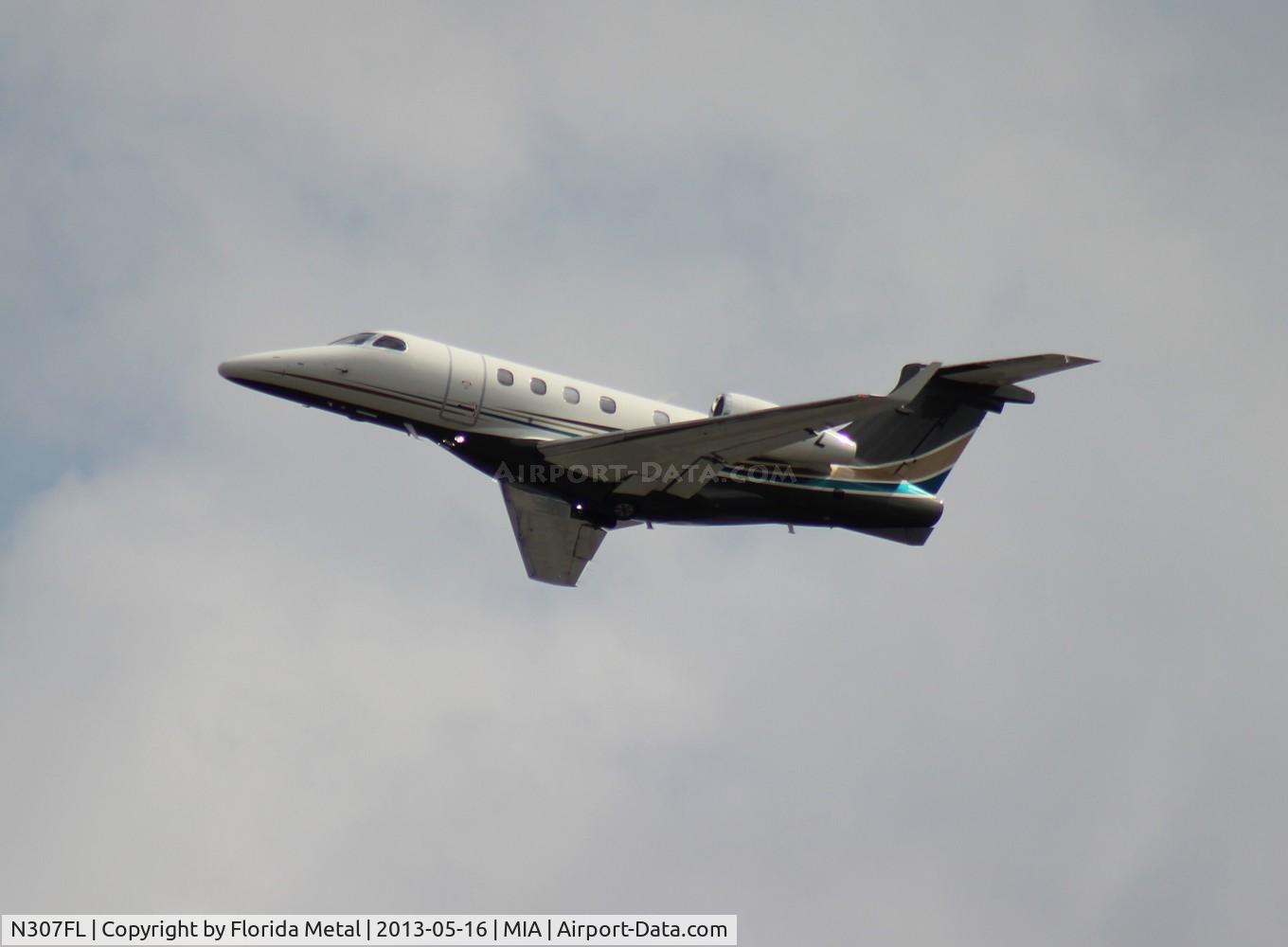N307FL, 2011 Embraer EMB-505 Phenom 300 C/N 50500032, Phenom 300