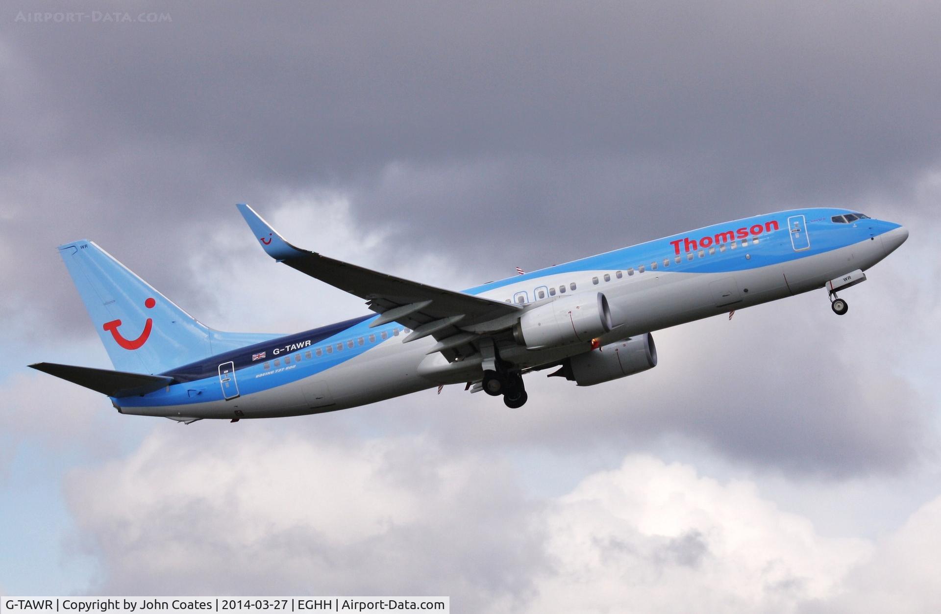 G-TAWR, 2013 Boeing 737-8K5 C/N 37256, Resident departing 08
