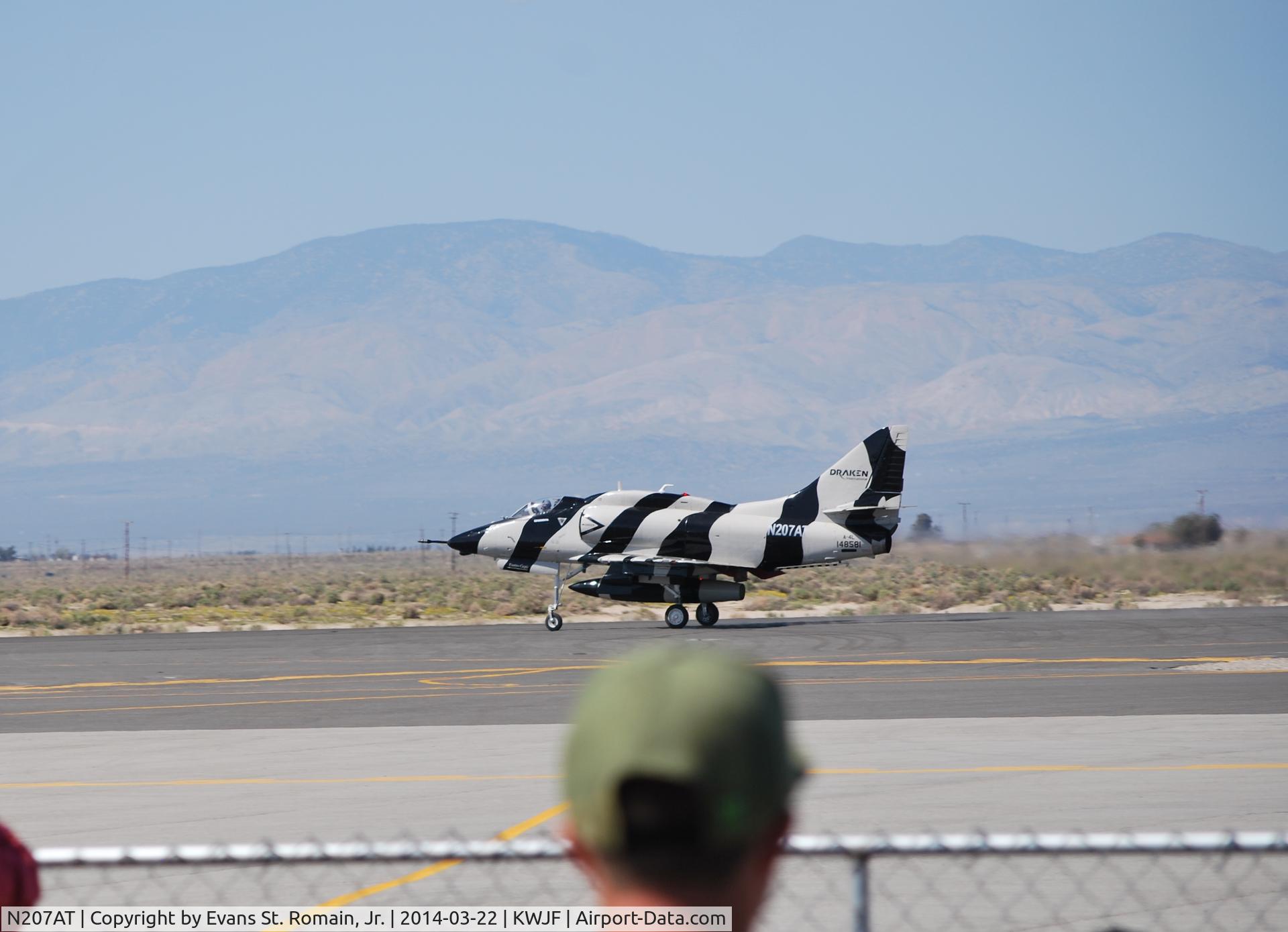 N207AT, 1961 Douglas A-4L (A4D-2N) C/N 12774, Taking off at LA Air Show in Lancaster CA 3/22/14