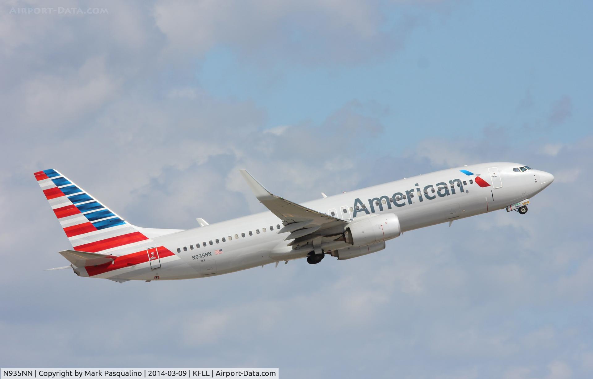 N935NN, 2013 Boeing 737-823 C/N 33231, Boeing 737-800