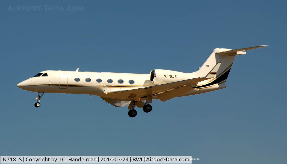 N718JS, Gulfstream Aerospace GIV-X (G450) C/N 4164, On final to 33L.