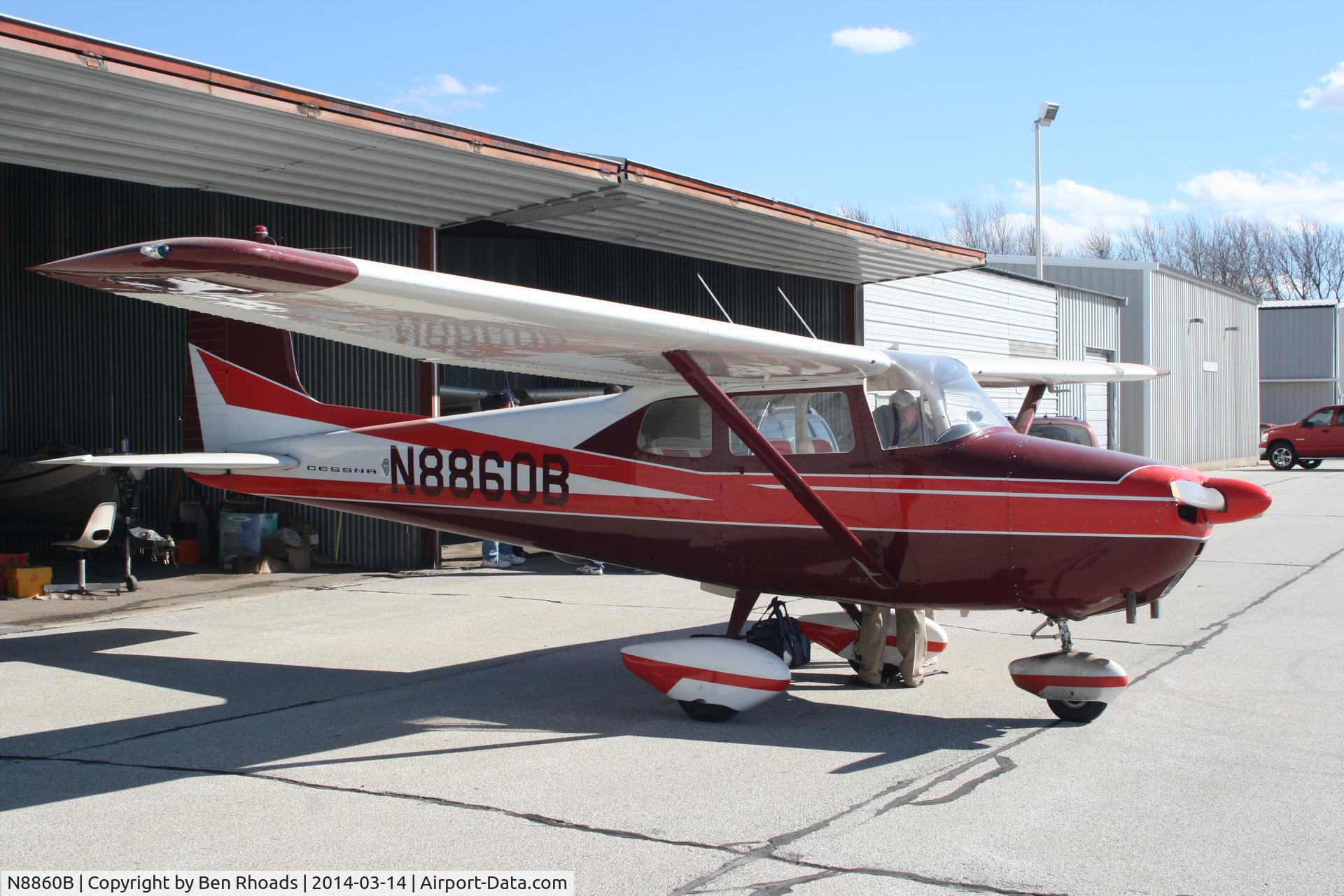 N8860B, 1958 Cessna 172 C/N 36560, Very good looking straight tail.